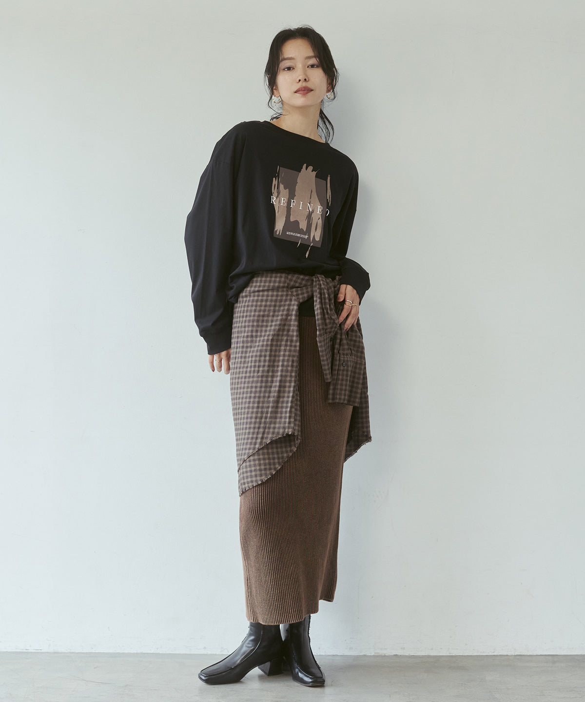 VINTAGE-STYLE FITTED SKIRT