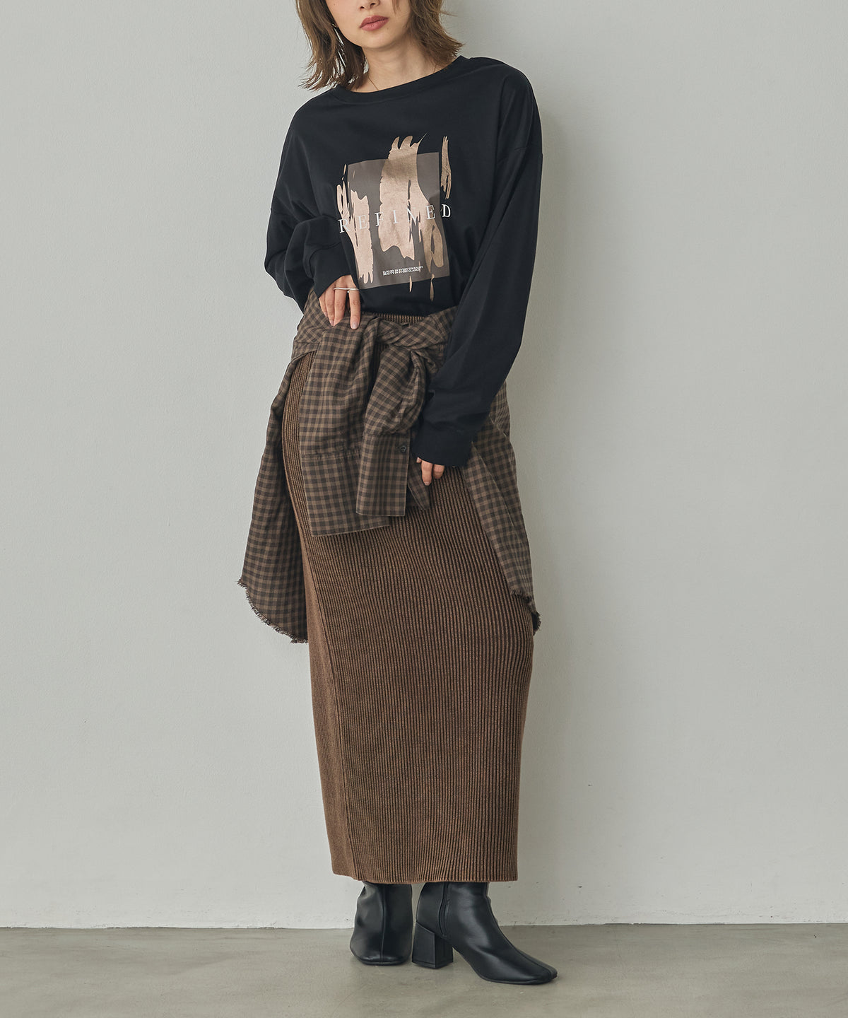 VINTAGE-STYLE FITTED SKIRT