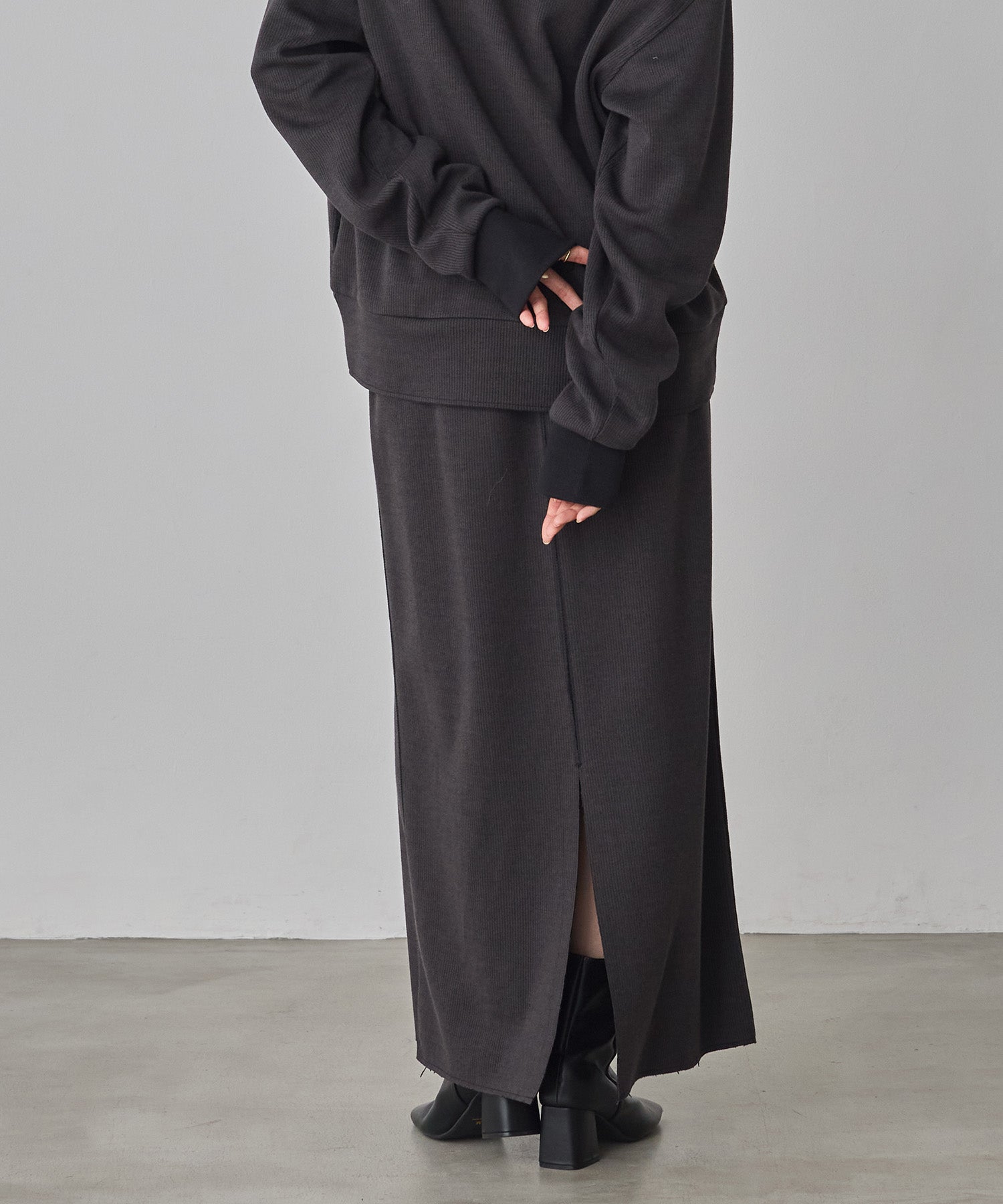 REVERSIBLE RIBBED TIGHT SKIRT
