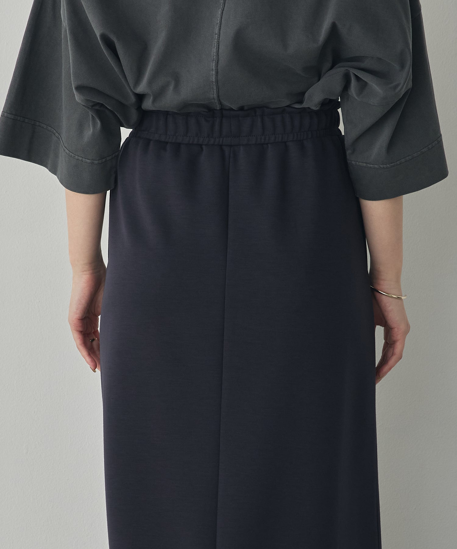 SOFT-TEXTURED CARDBOARD LONG SKIRT