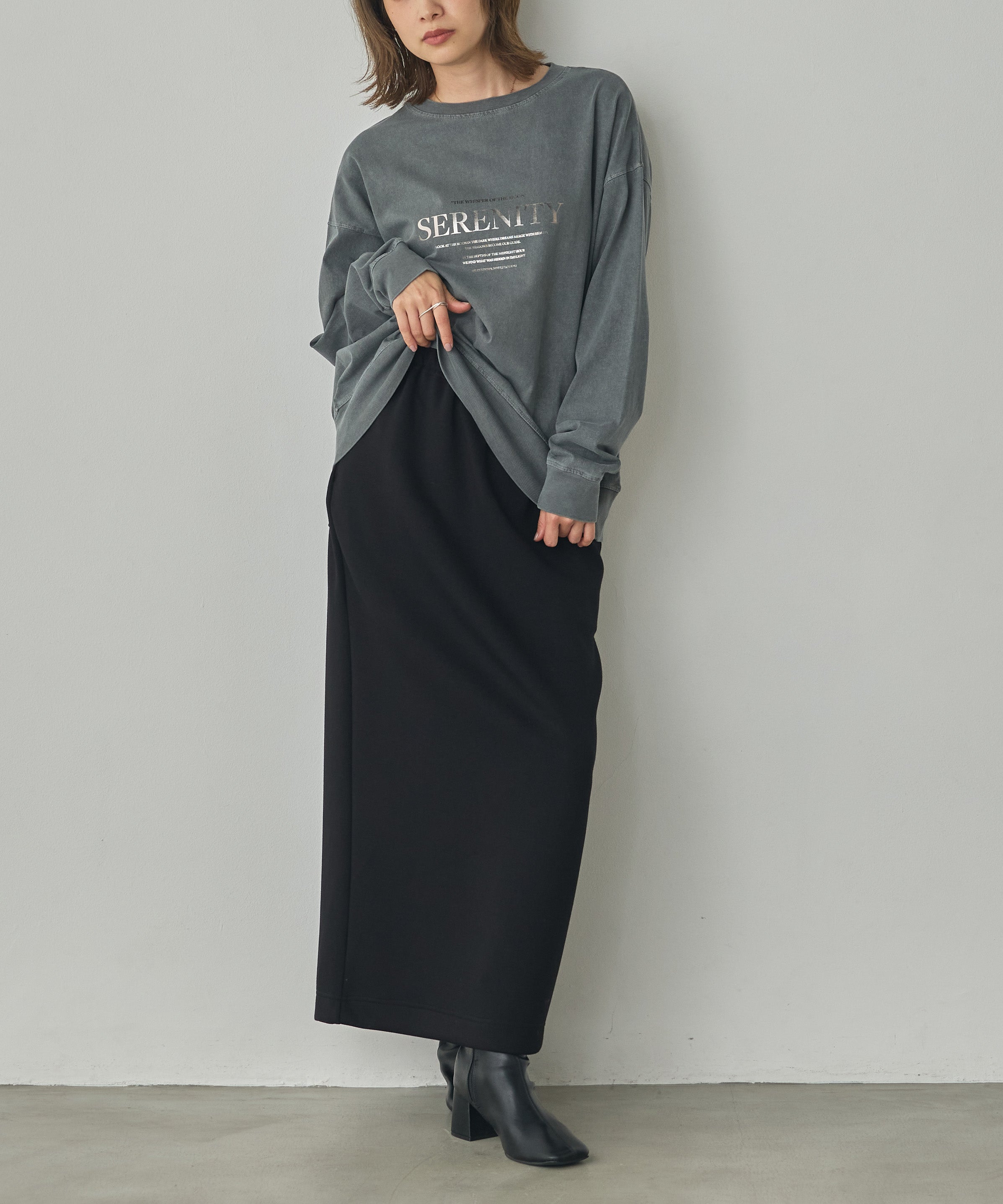 LIGHTWEIGHT CARDBOARD TIGHT SKIRT