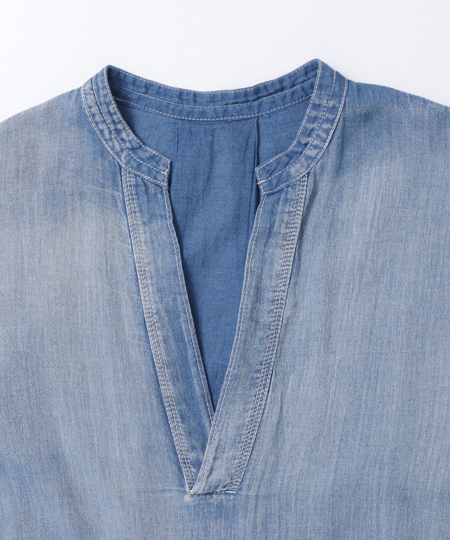SHEER DENIM SKIPPER TOPS
