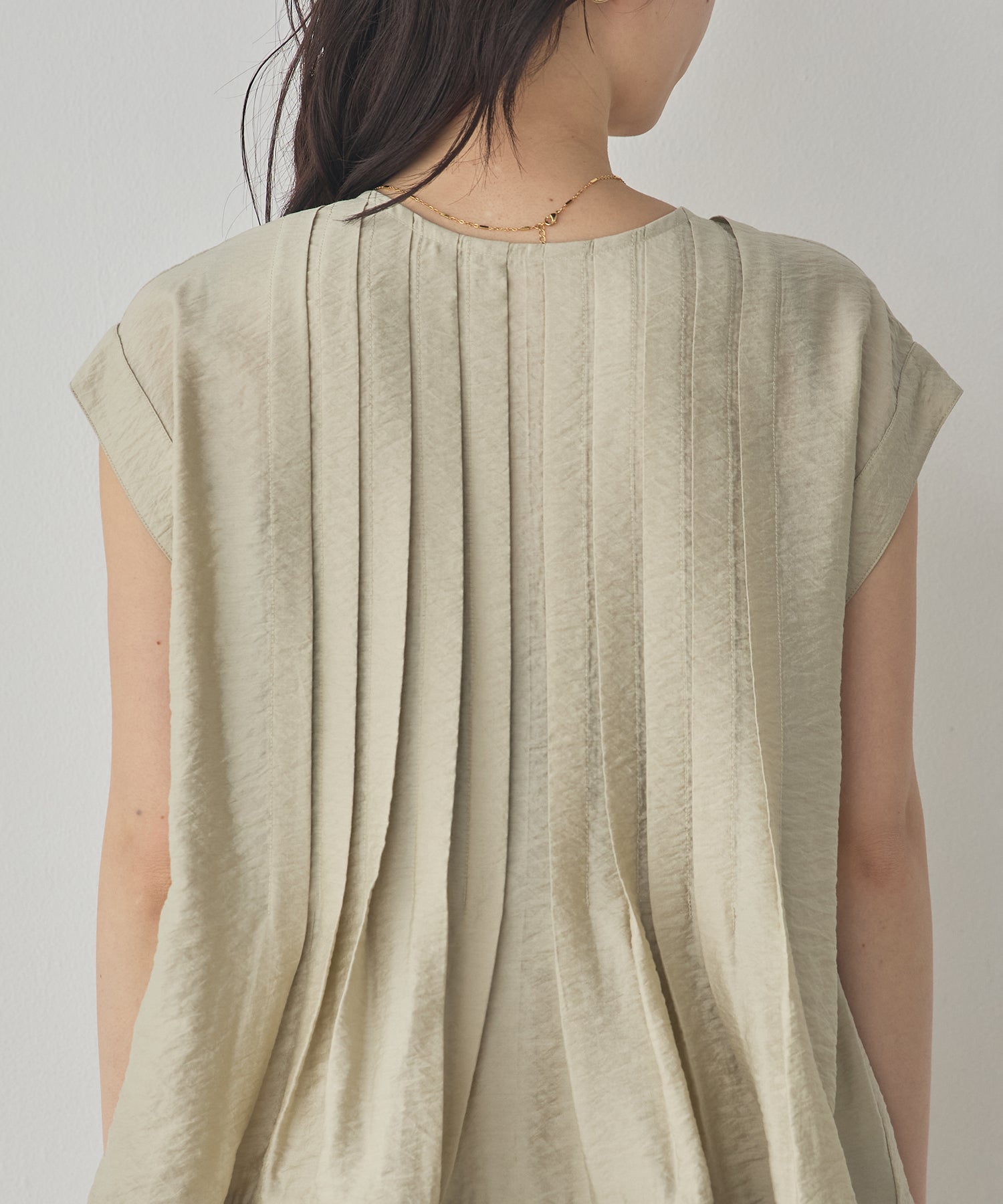 PARACHUTE FABRIC 2WAY TUCK BLOUSE