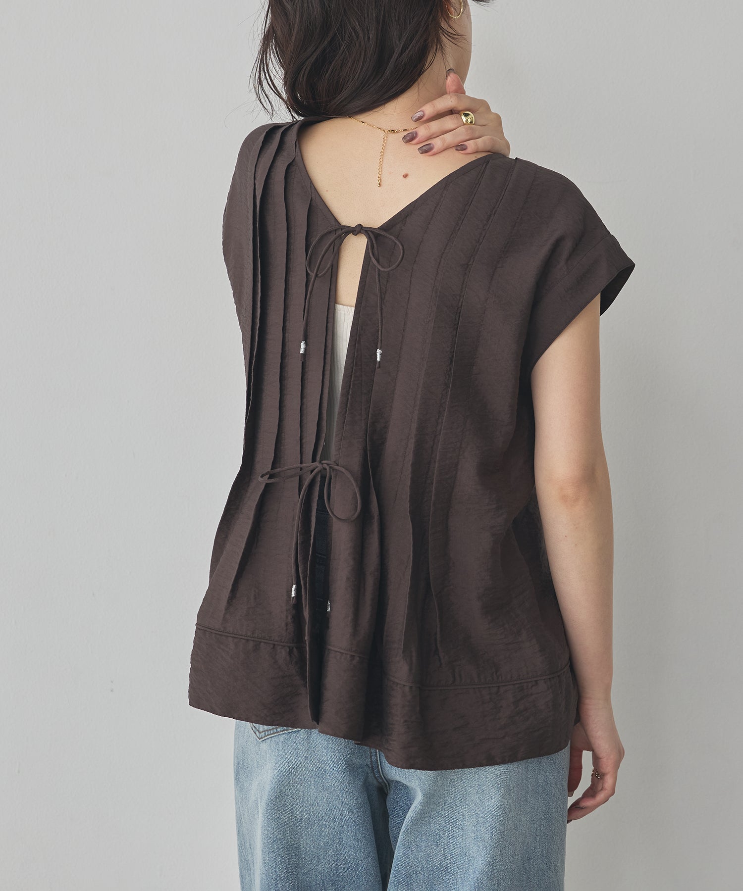 PARACHUTE FABRIC 2WAY TUCK BLOUSE
