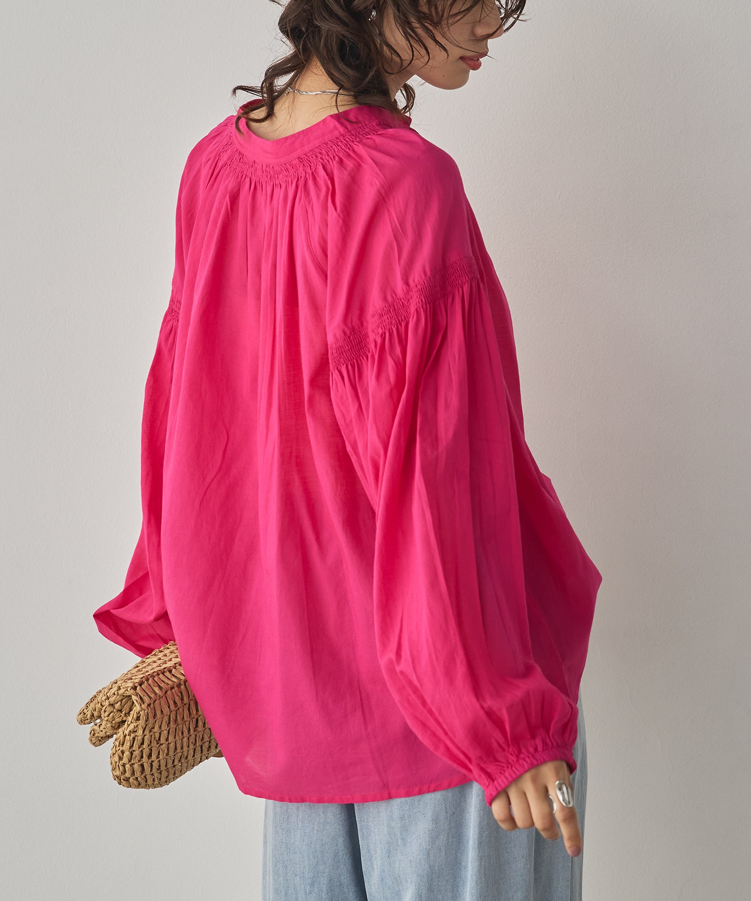 SUSHIBOYL SMOCKED GATHERED BLOUSE