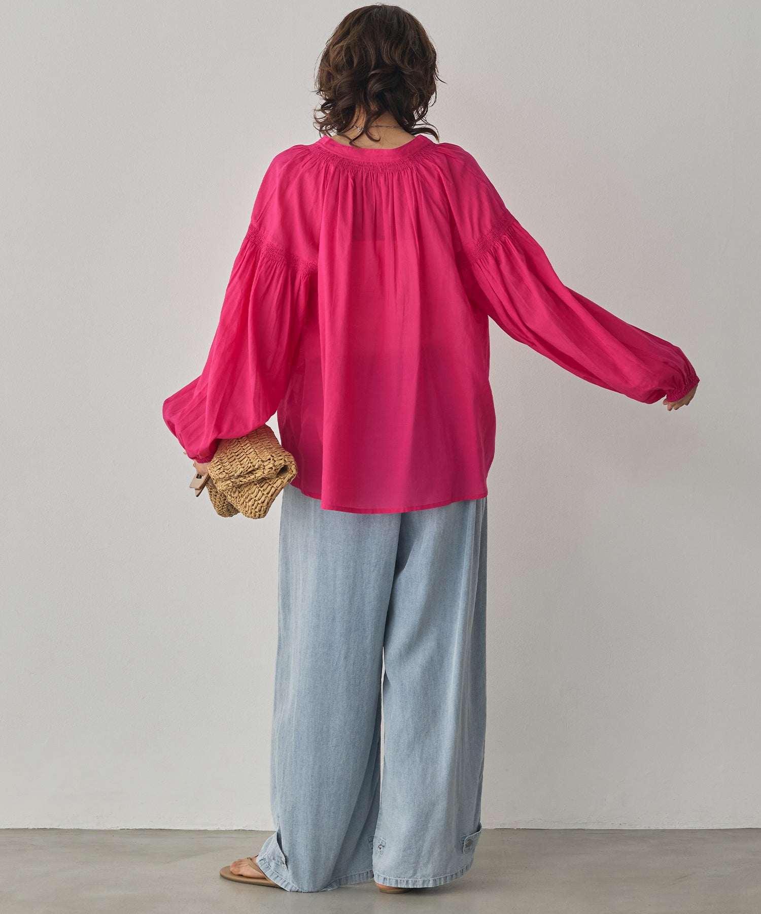 SUSHIBOYL SMOCKED GATHERED BLOUSE