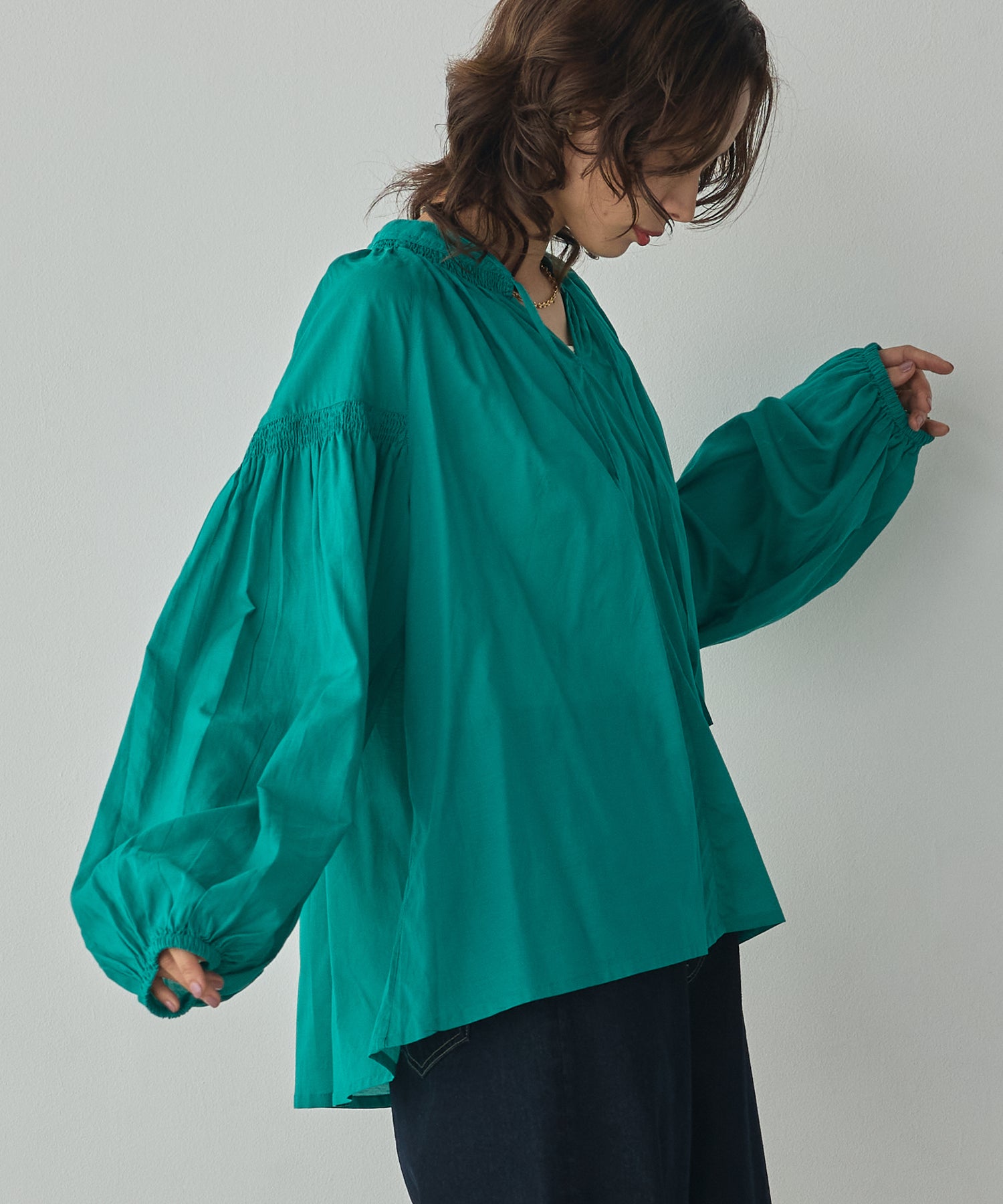 SUSHIBOYL SMOCKED GATHERED BLOUSE