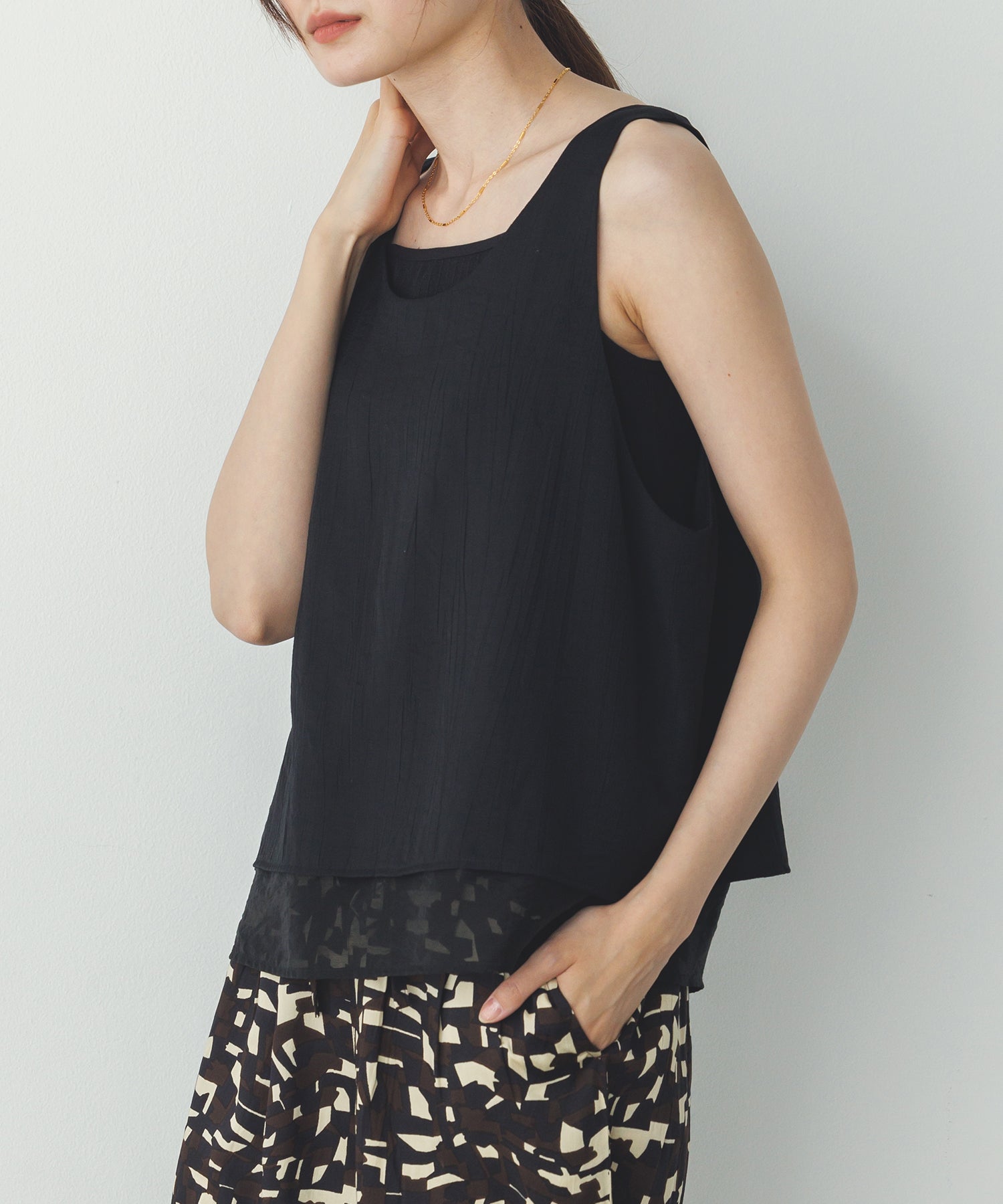 ワッシャーサテン ゆるタンクトップ