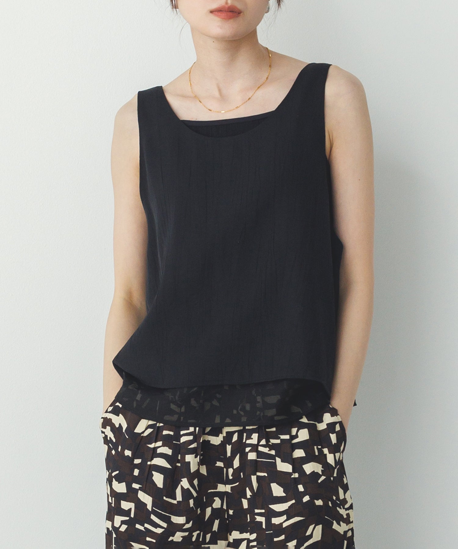 ワッシャーサテン ゆるタンクトップ