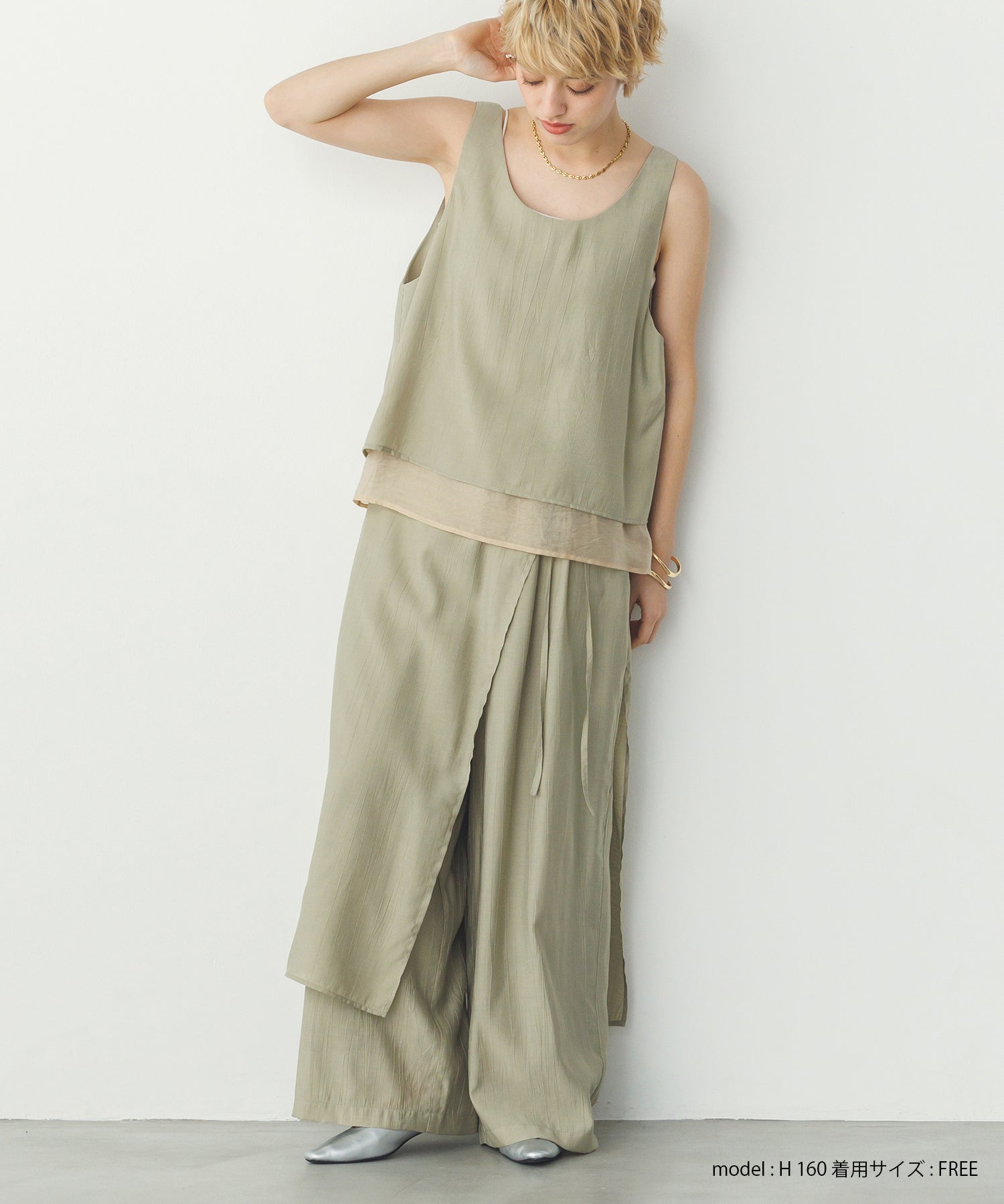 ワッシャーサテン ゆるタンクトップ