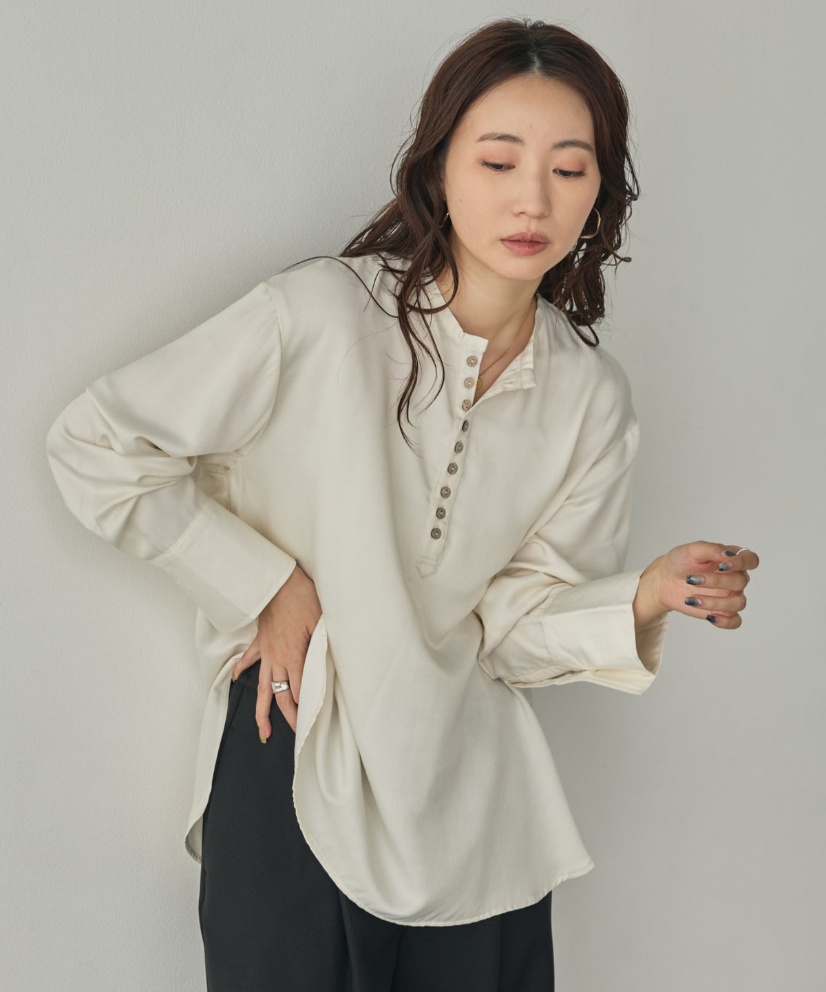 CUPRA-LIKE HENLEY-NECK SHIRT