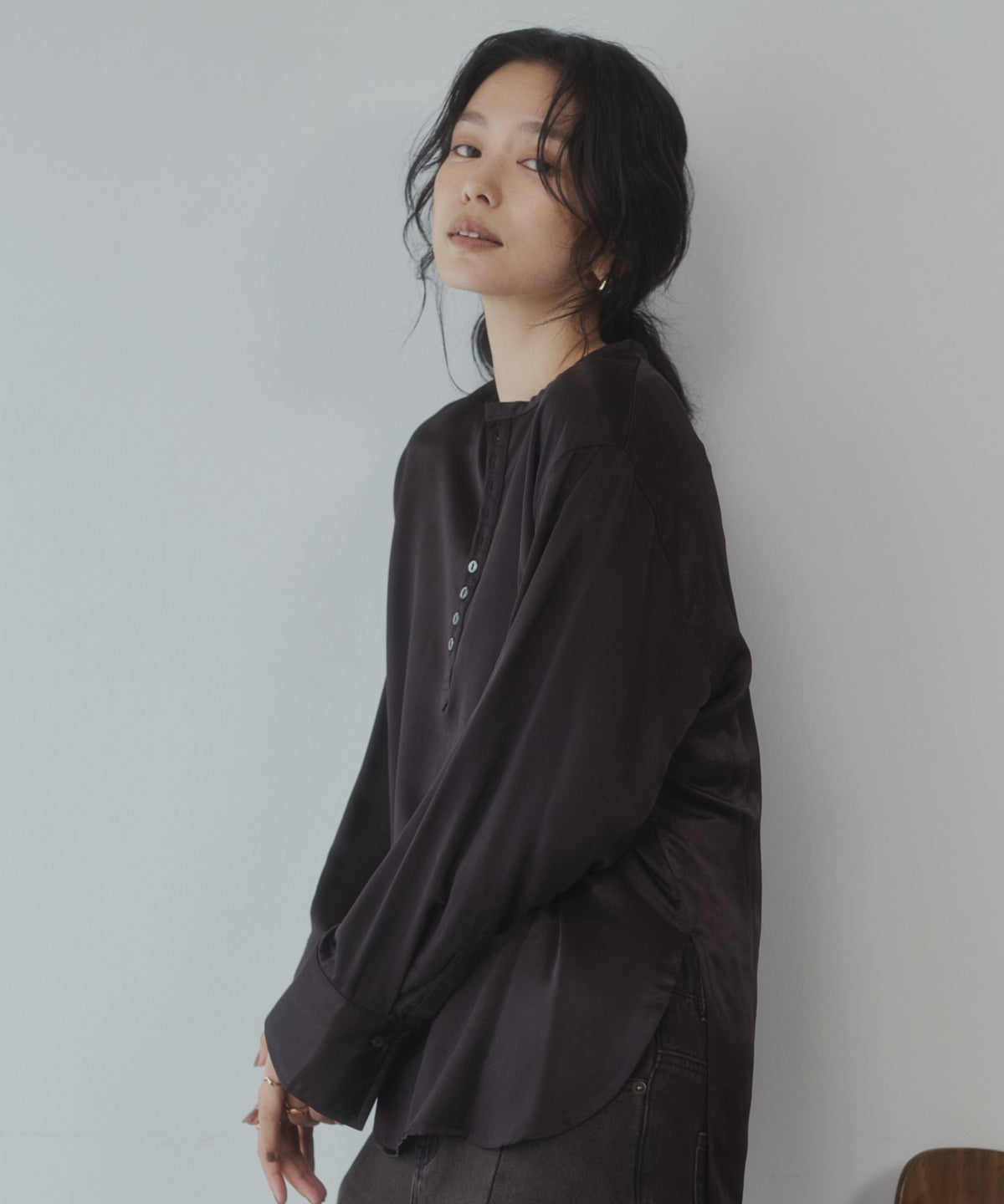 CUPRA-LIKE HENLEY-NECK SHIRT