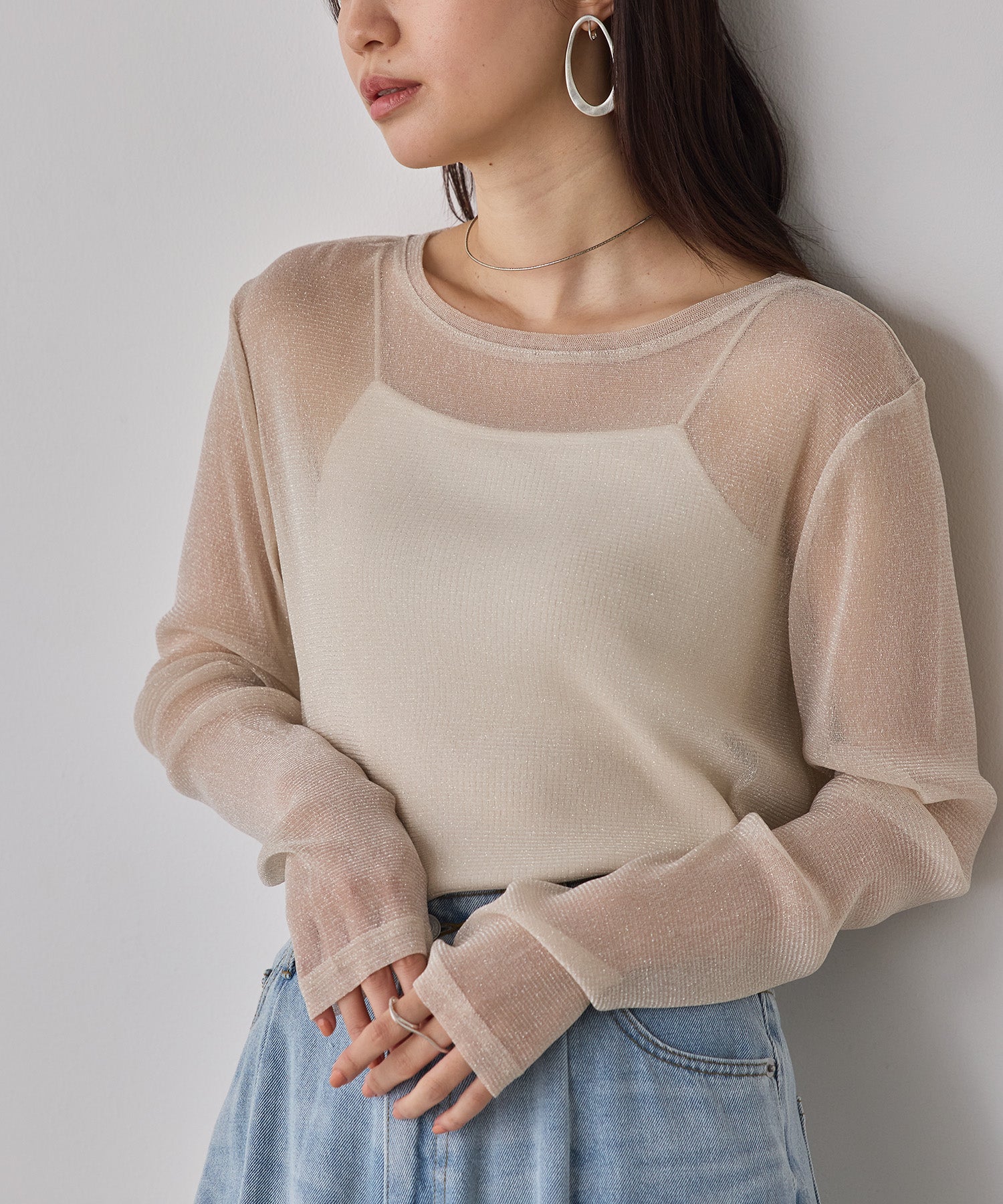 ラメシアークルーネックトップス