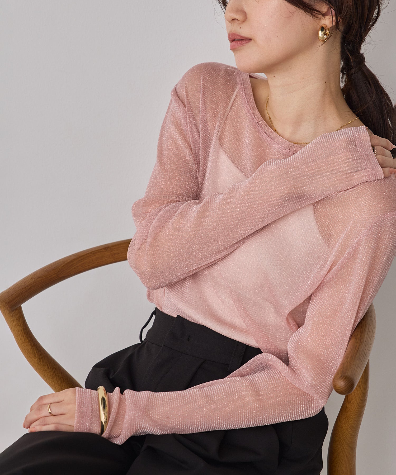 ラメシアークルーネックトップス