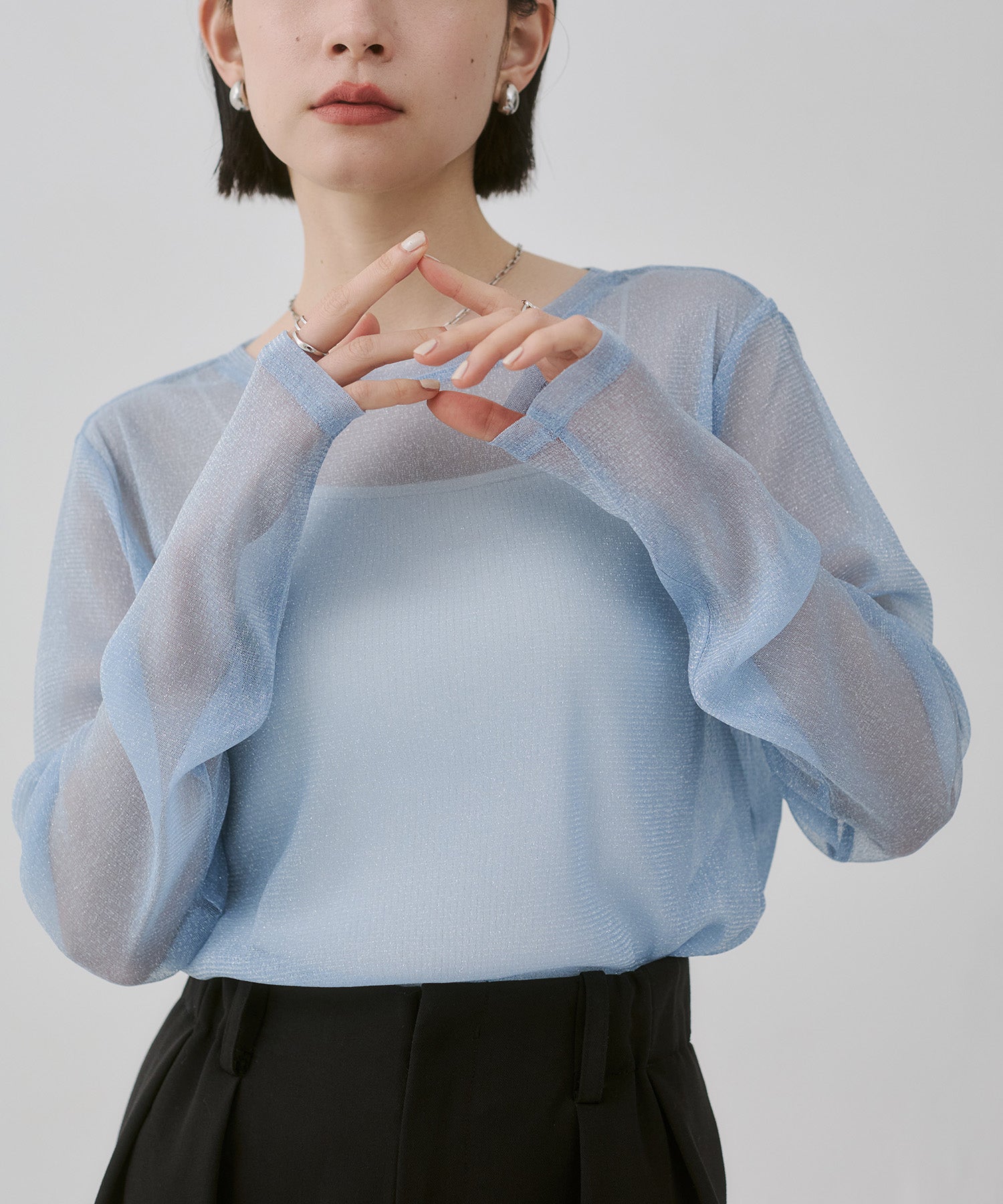 ラメシアークルーネックトップス