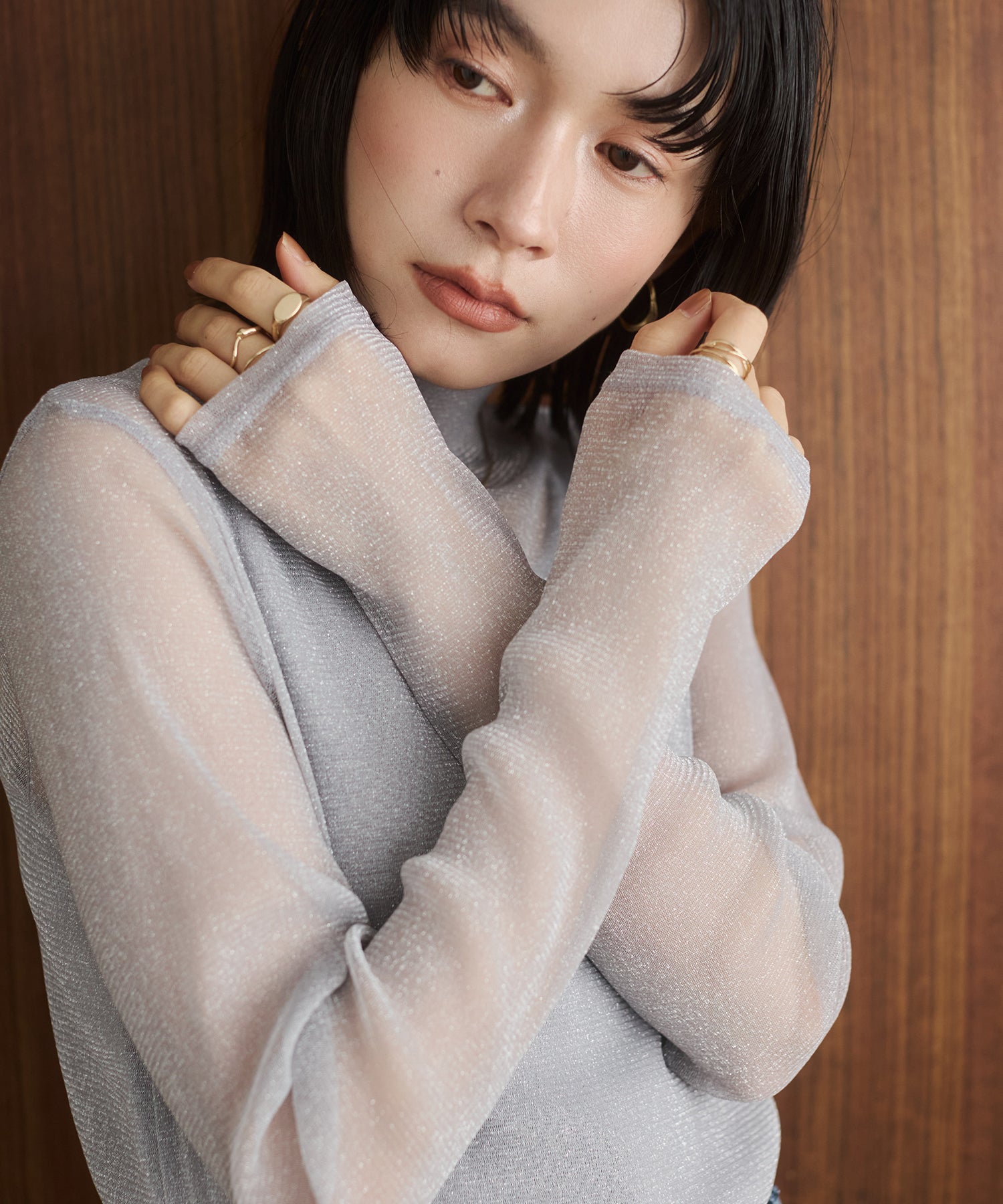 【新色追加】ラメシアー ハイネックトップス