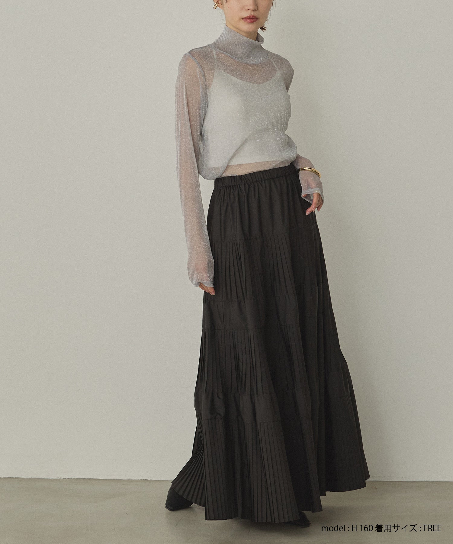 【新色追加】ラメシアー ハイネックトップス