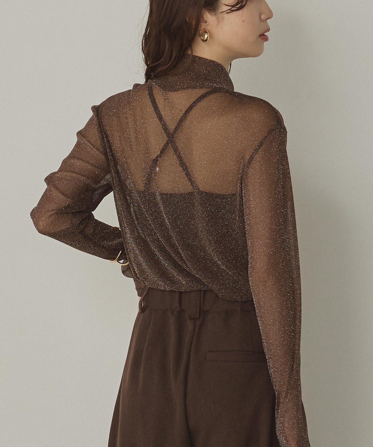 【新色追加】ラメシアー ハイネックトップス