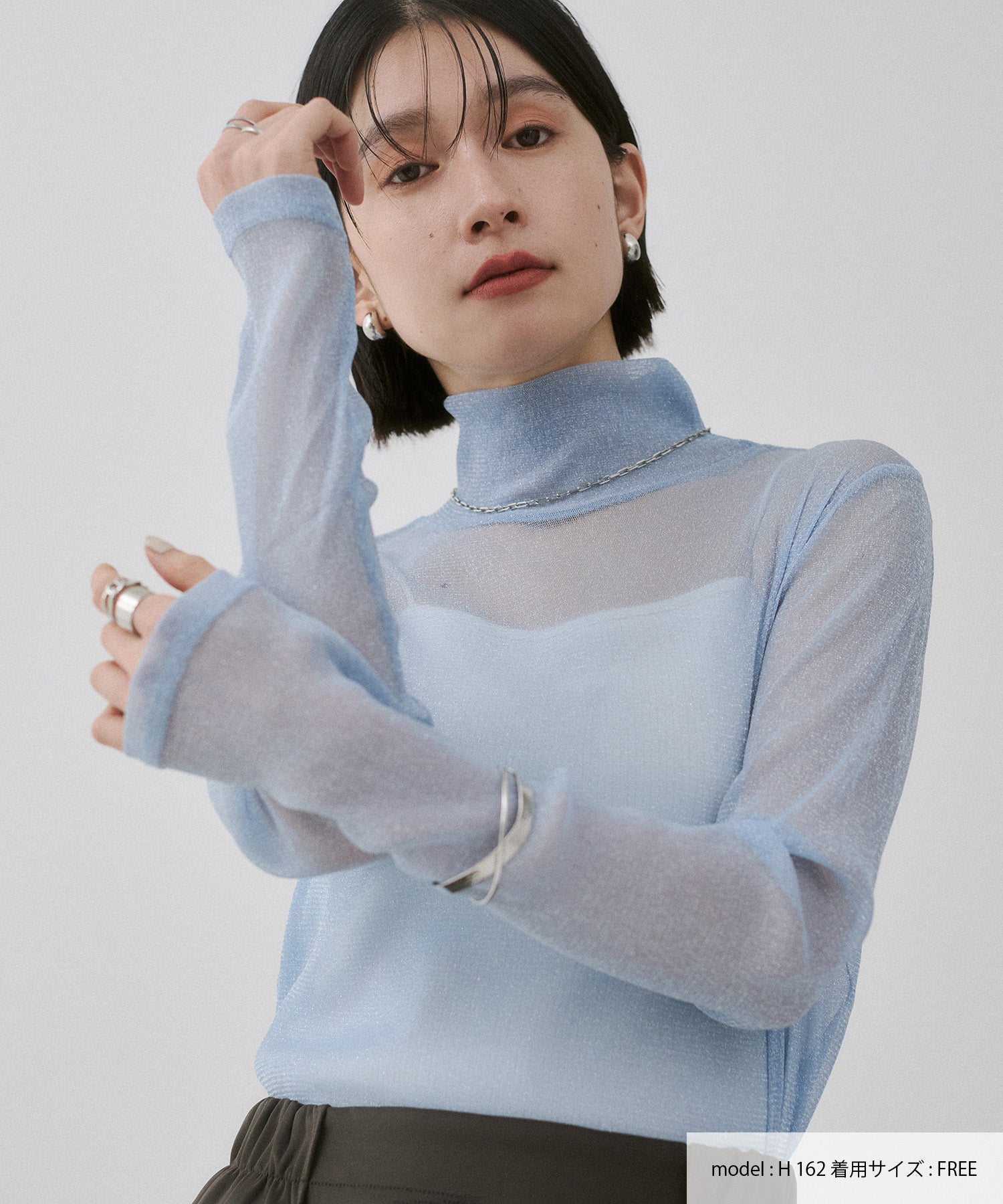 【新色追加】ラメシアー ハイネックトップス