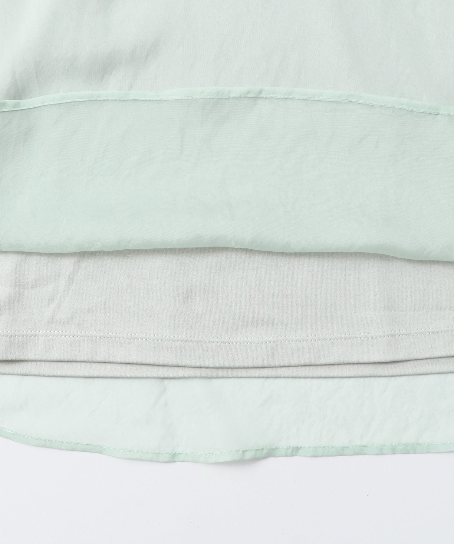 ニュアンス シアーレイヤードトップス