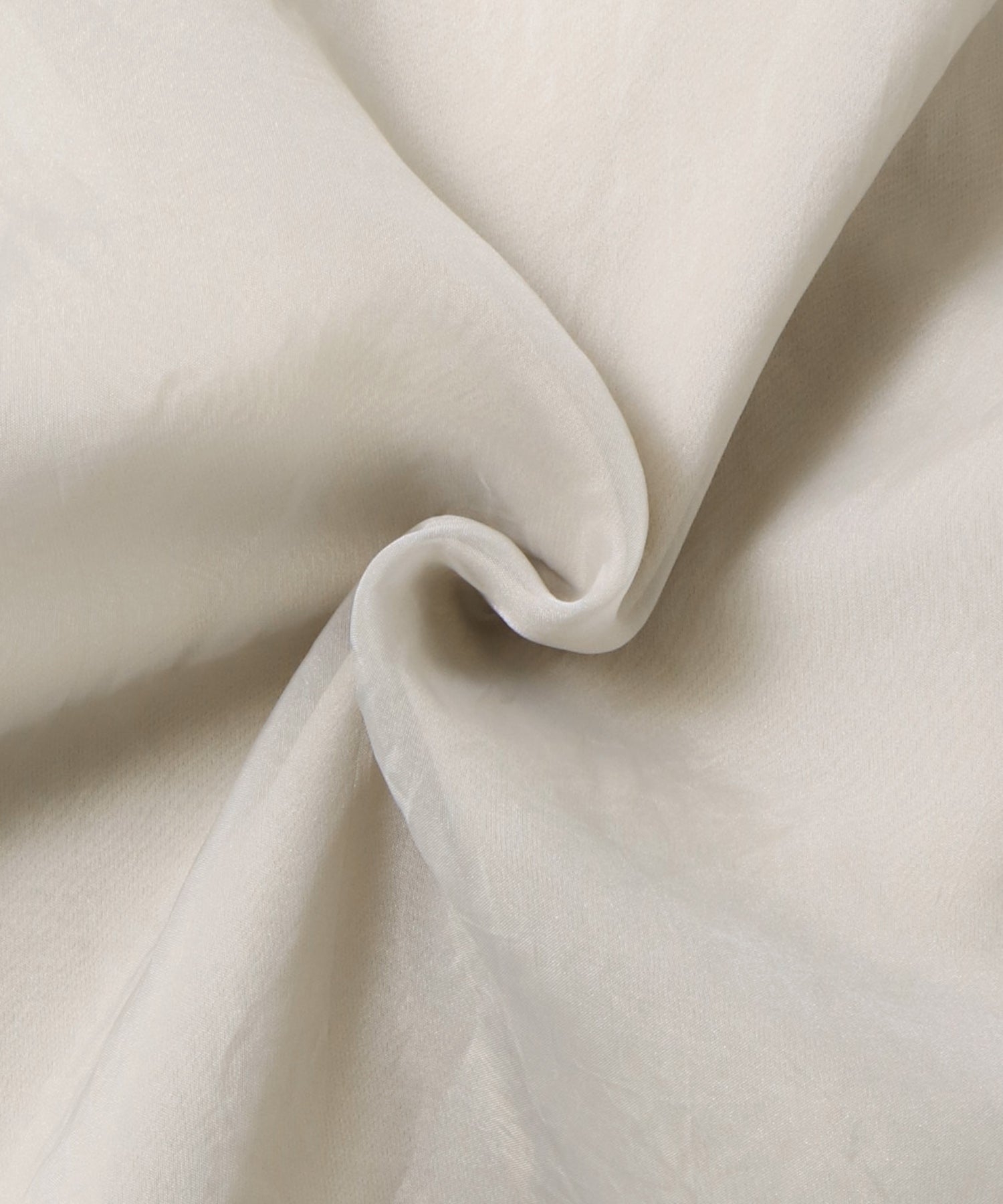 ニュアンス シアーレイヤードトップス