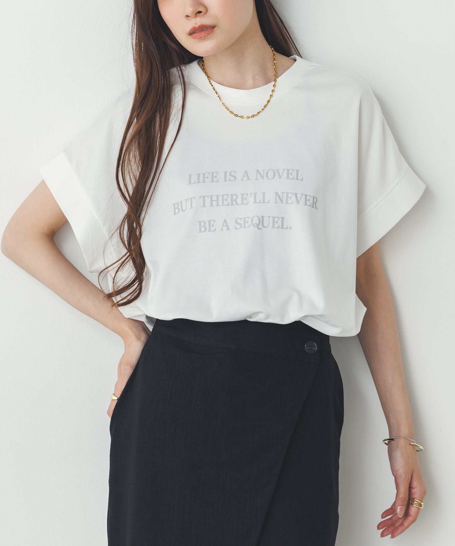 紫外線変化 ロゴTシャツ