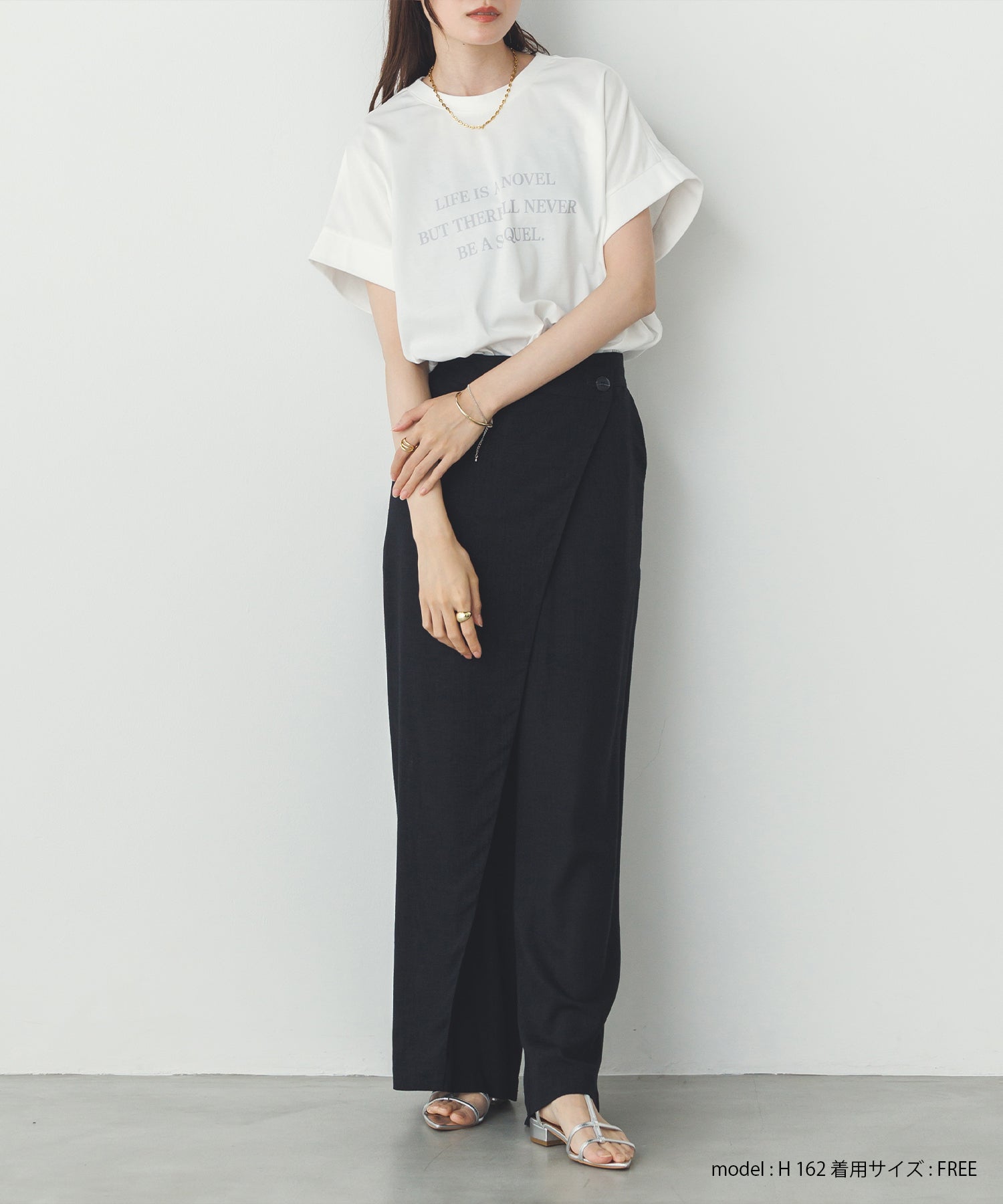 紫外線変化 ロゴTシャツ