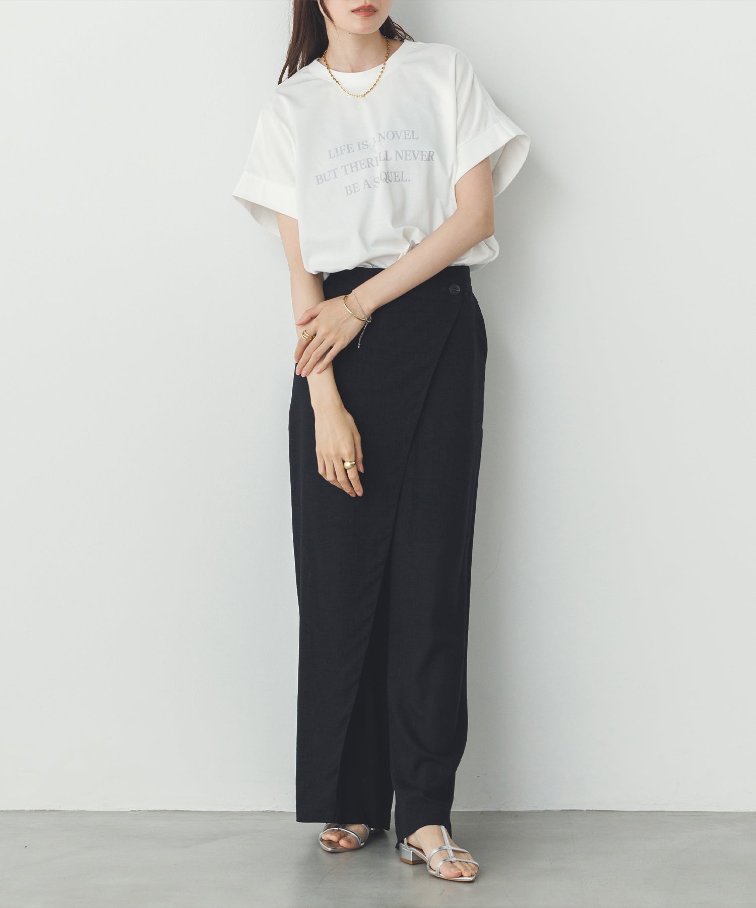 紫外線変化 ロゴTシャツ