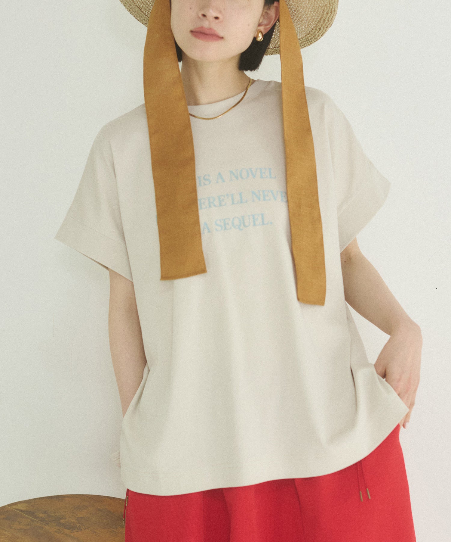 紫外線変化 ロゴTシャツ