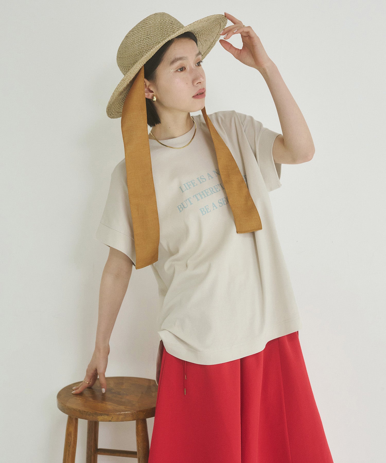 紫外線変化 ロゴTシャツ