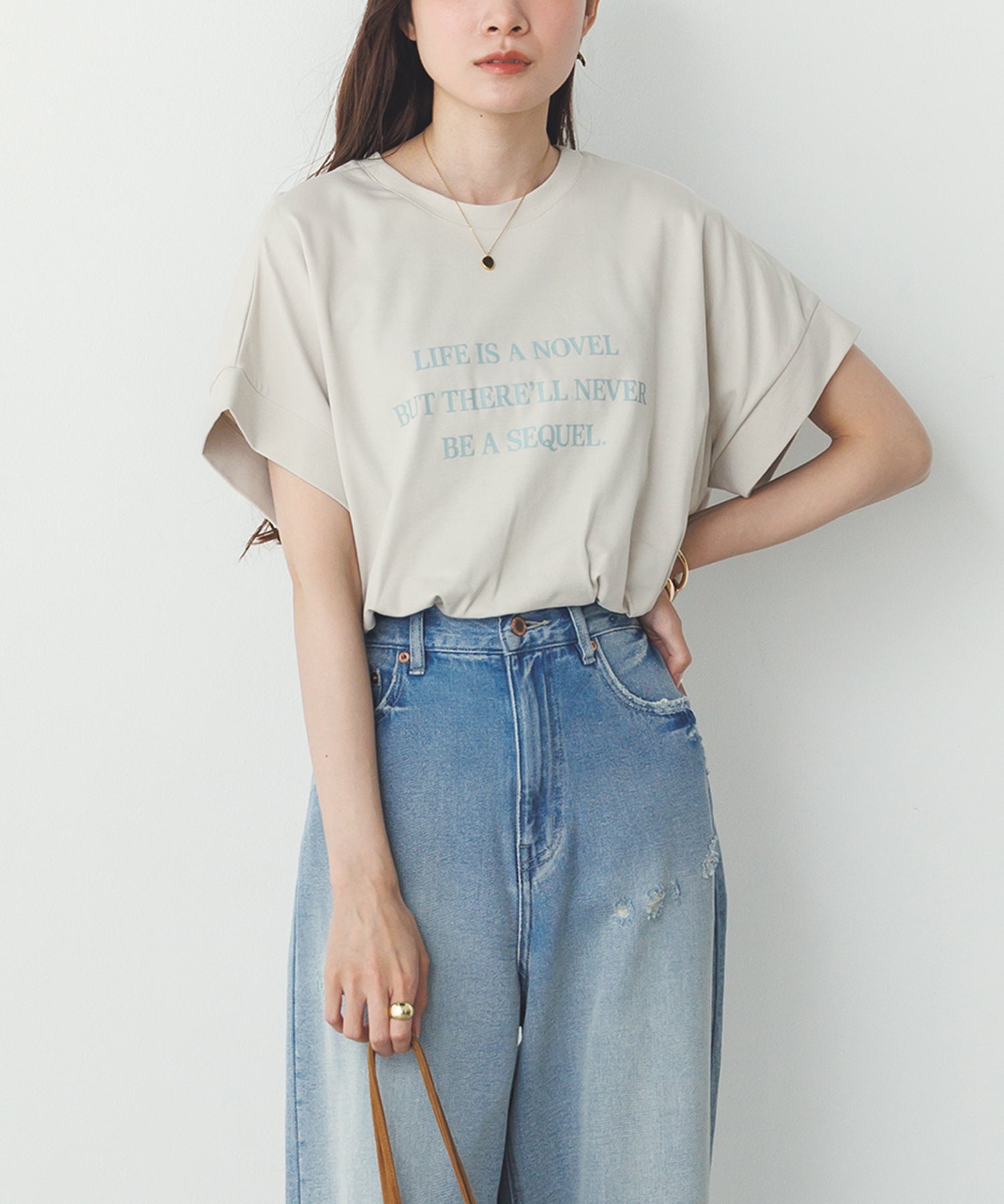 紫外線変化 ロゴTシャツ