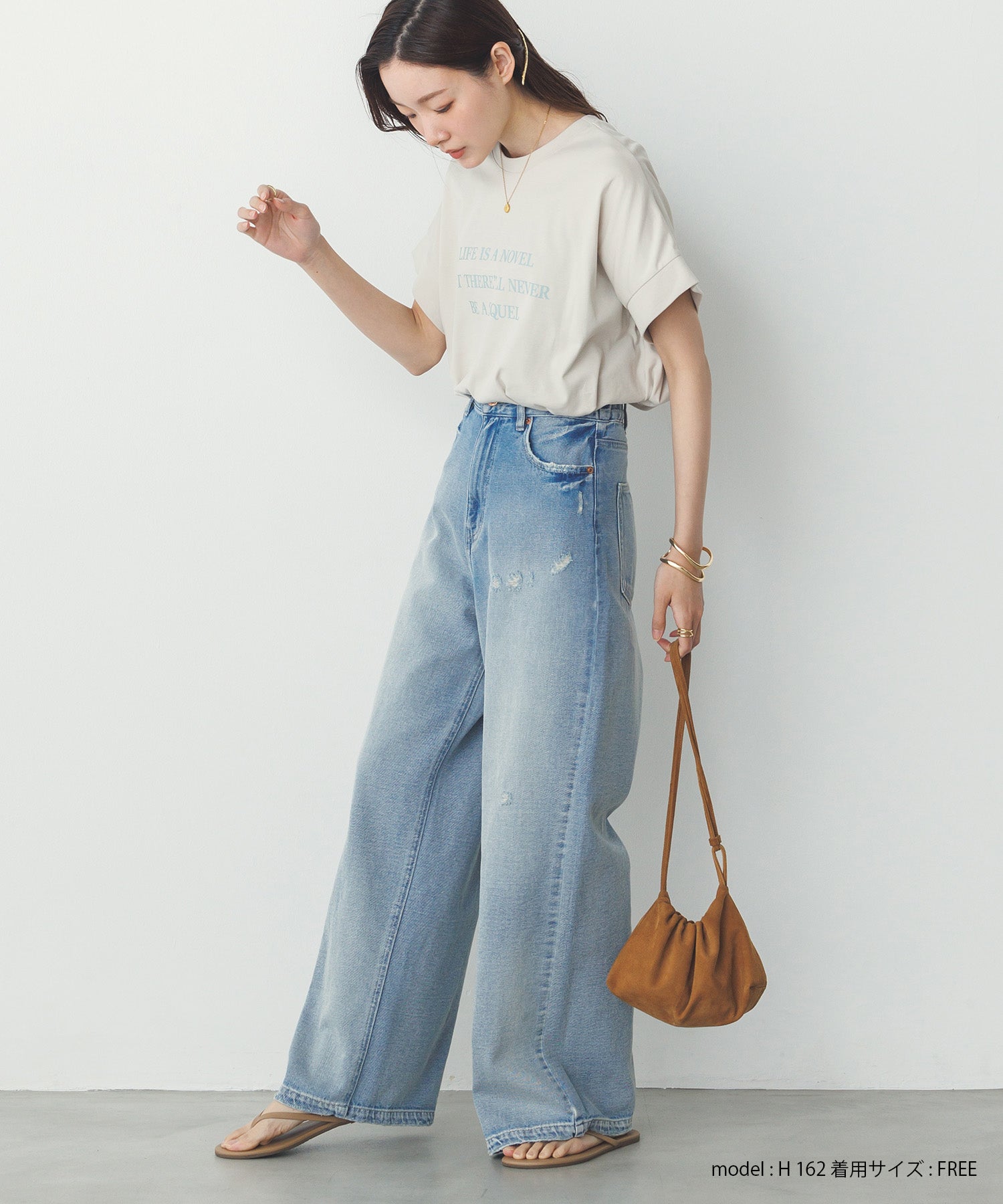 紫外線変化 ロゴTシャツ