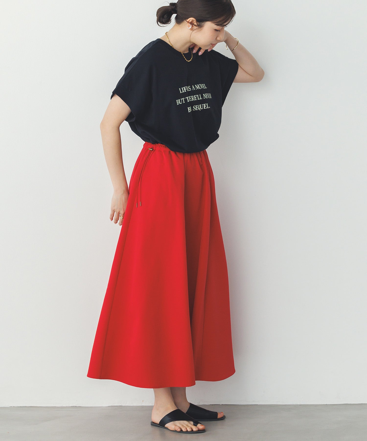 紫外線変化 ロゴTシャツ