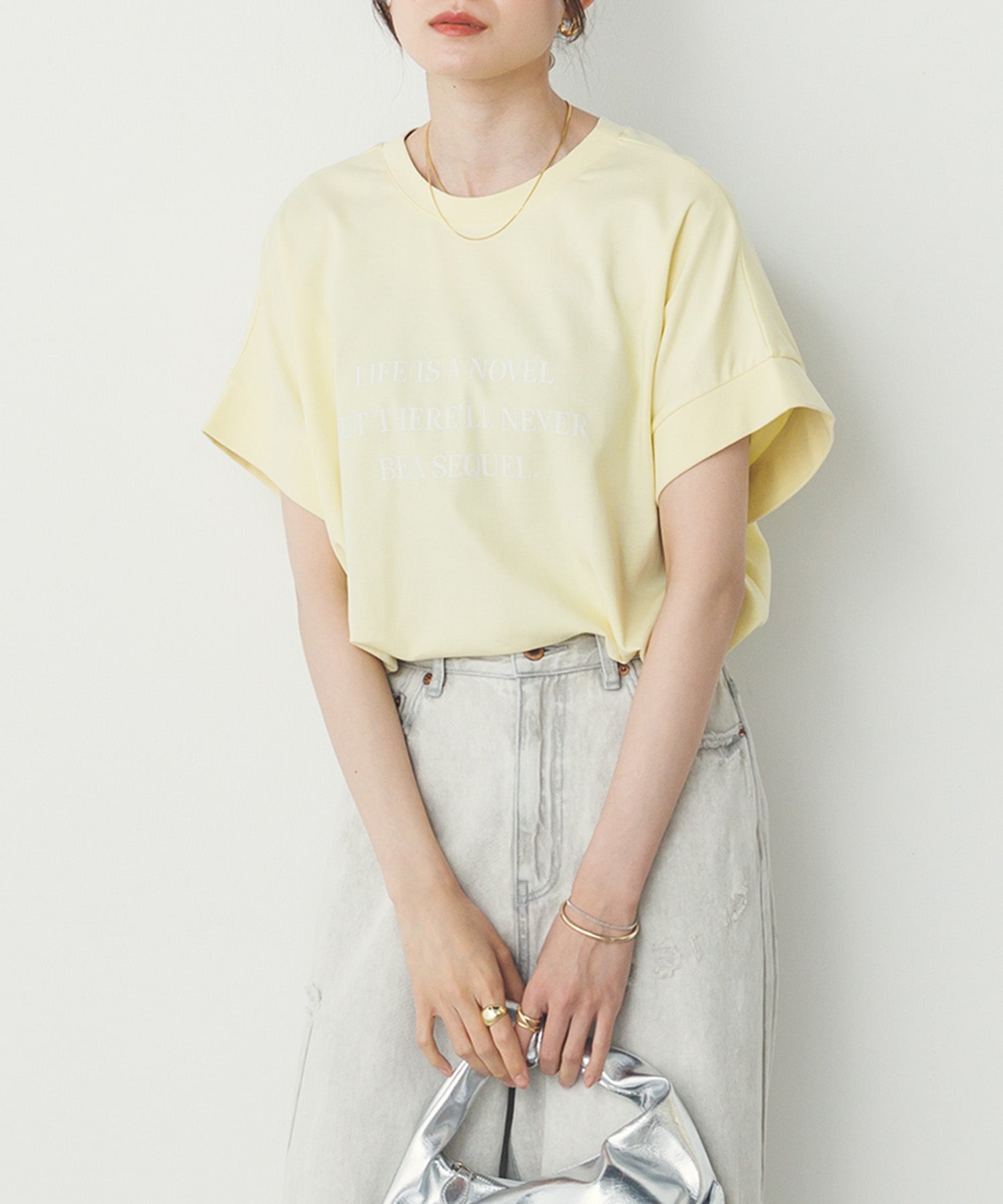 紫外線変化 ロゴTシャツ