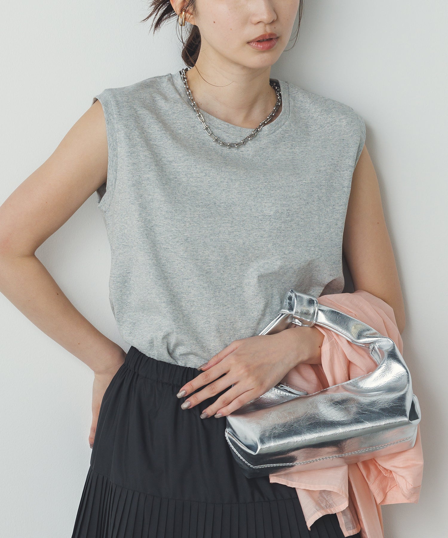 【新色追加】ベーシックノースリーブトップス