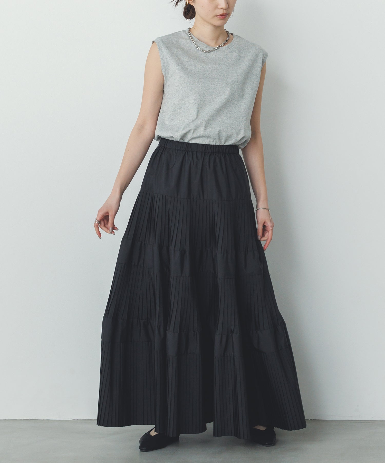 【新色追加】ベーシックノースリーブトップス