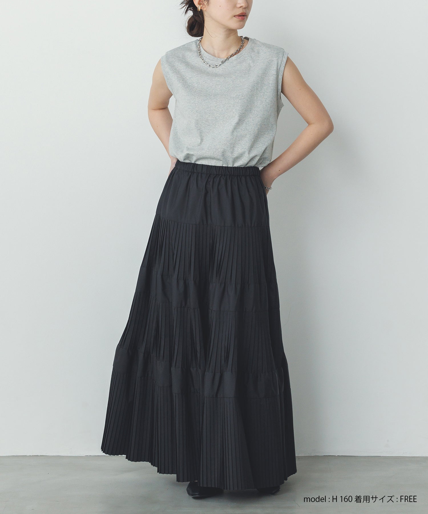 【新色追加】ベーシックノースリーブトップス