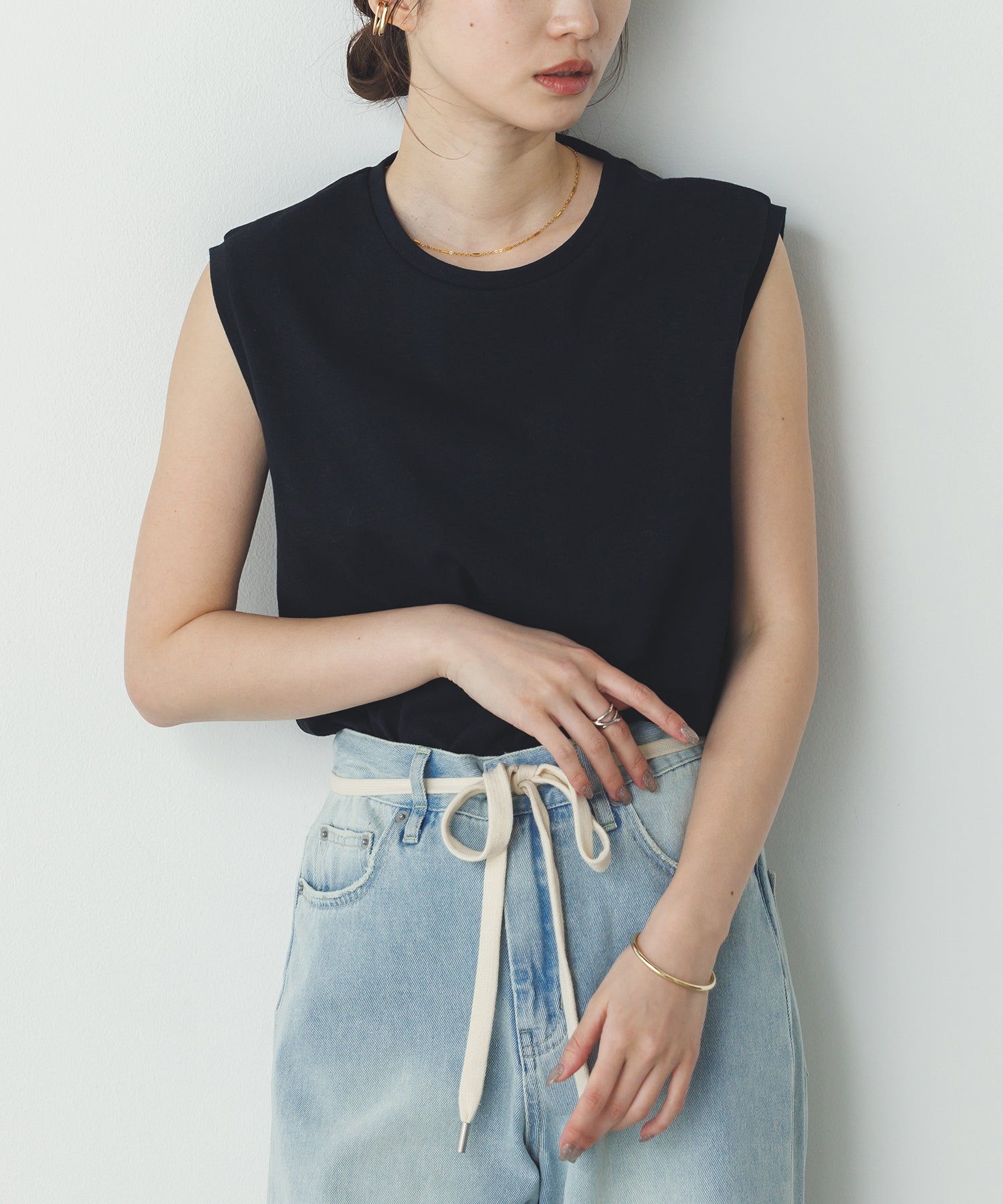 【新色追加】ベーシックノースリーブトップス