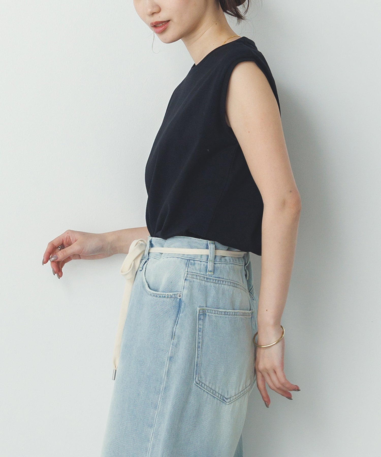 【新色追加】ベーシックノースリーブトップス