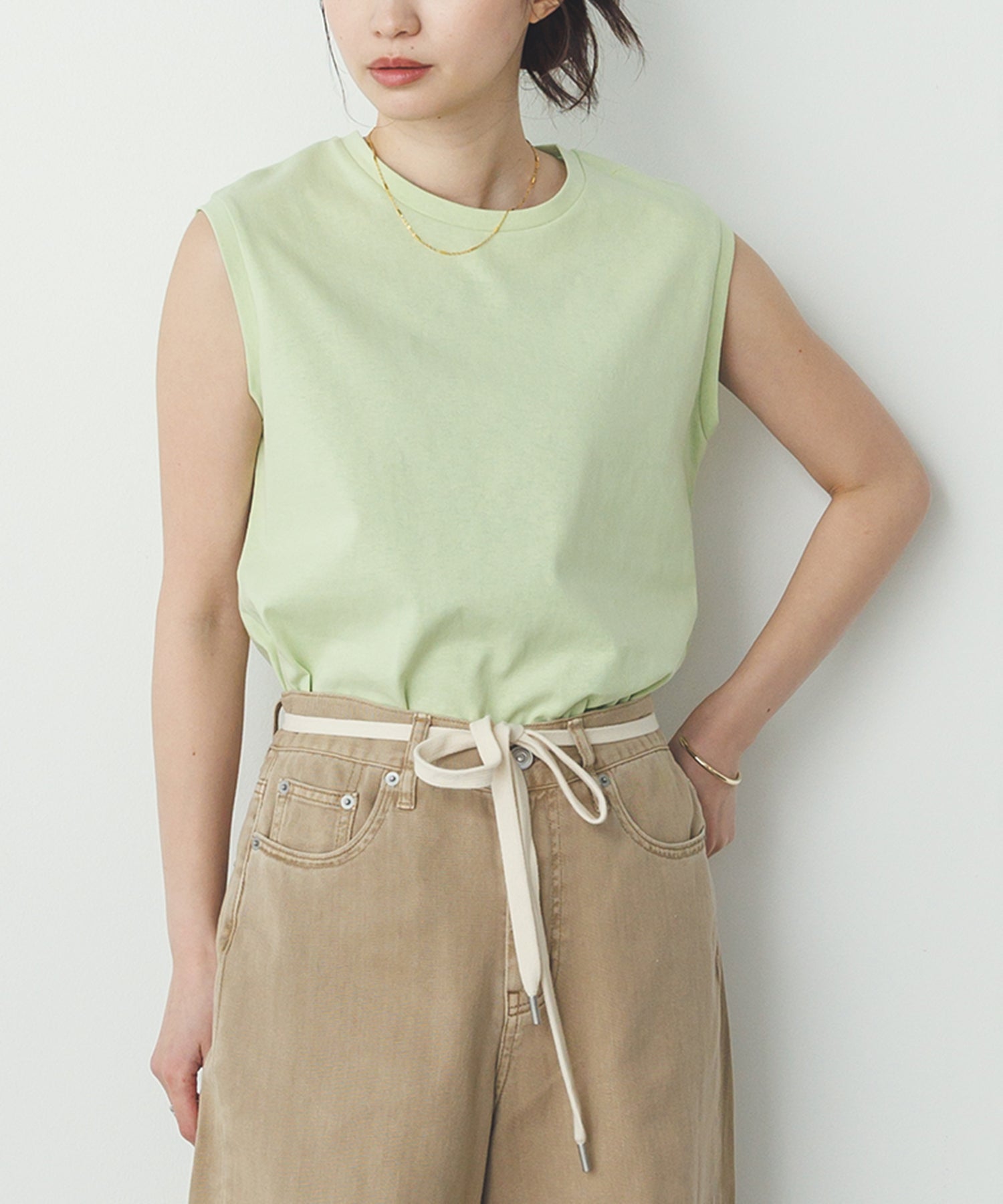 【新色追加】ベーシックノースリーブトップス