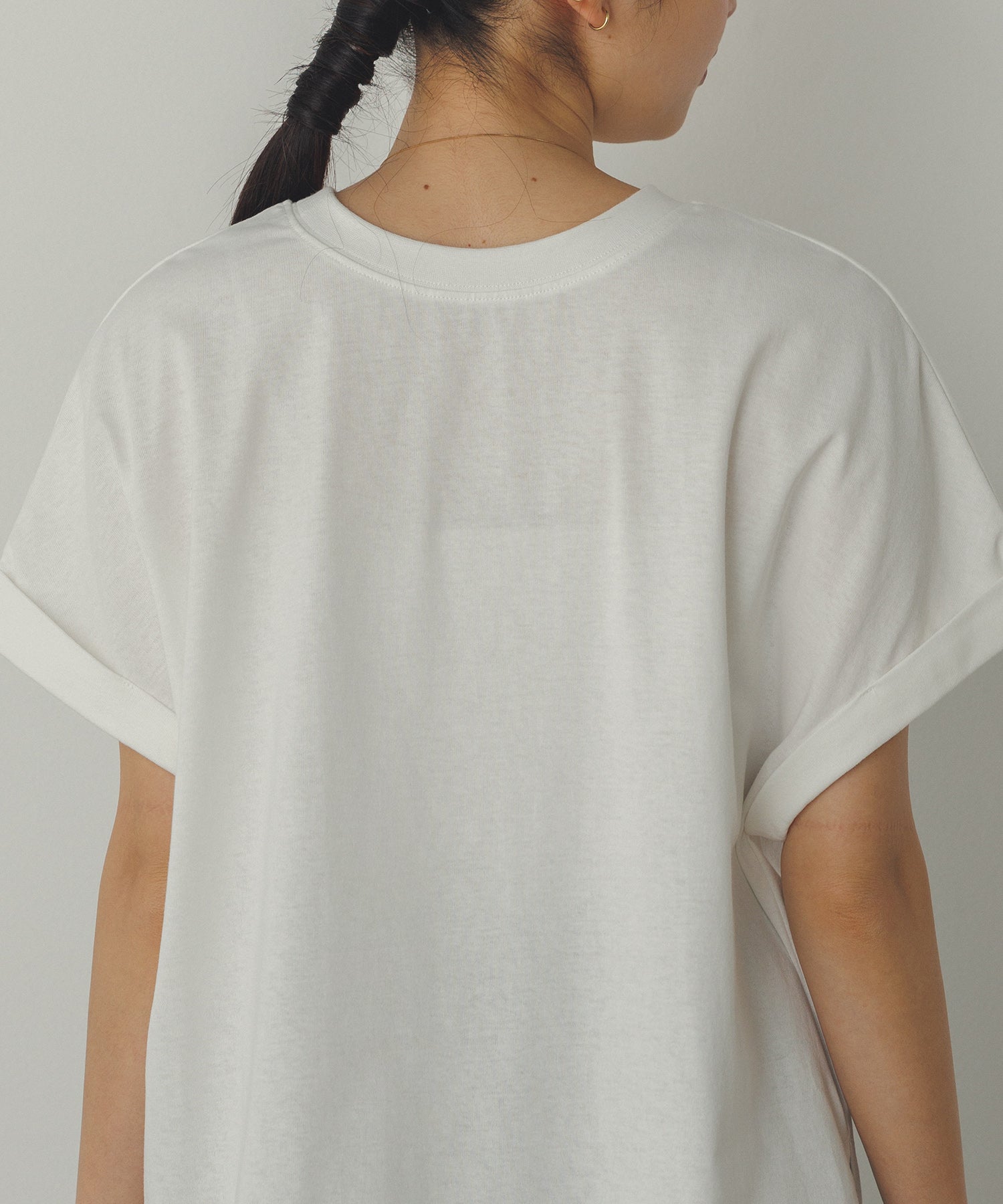 前後2WAY ロゴプリントTシャツ