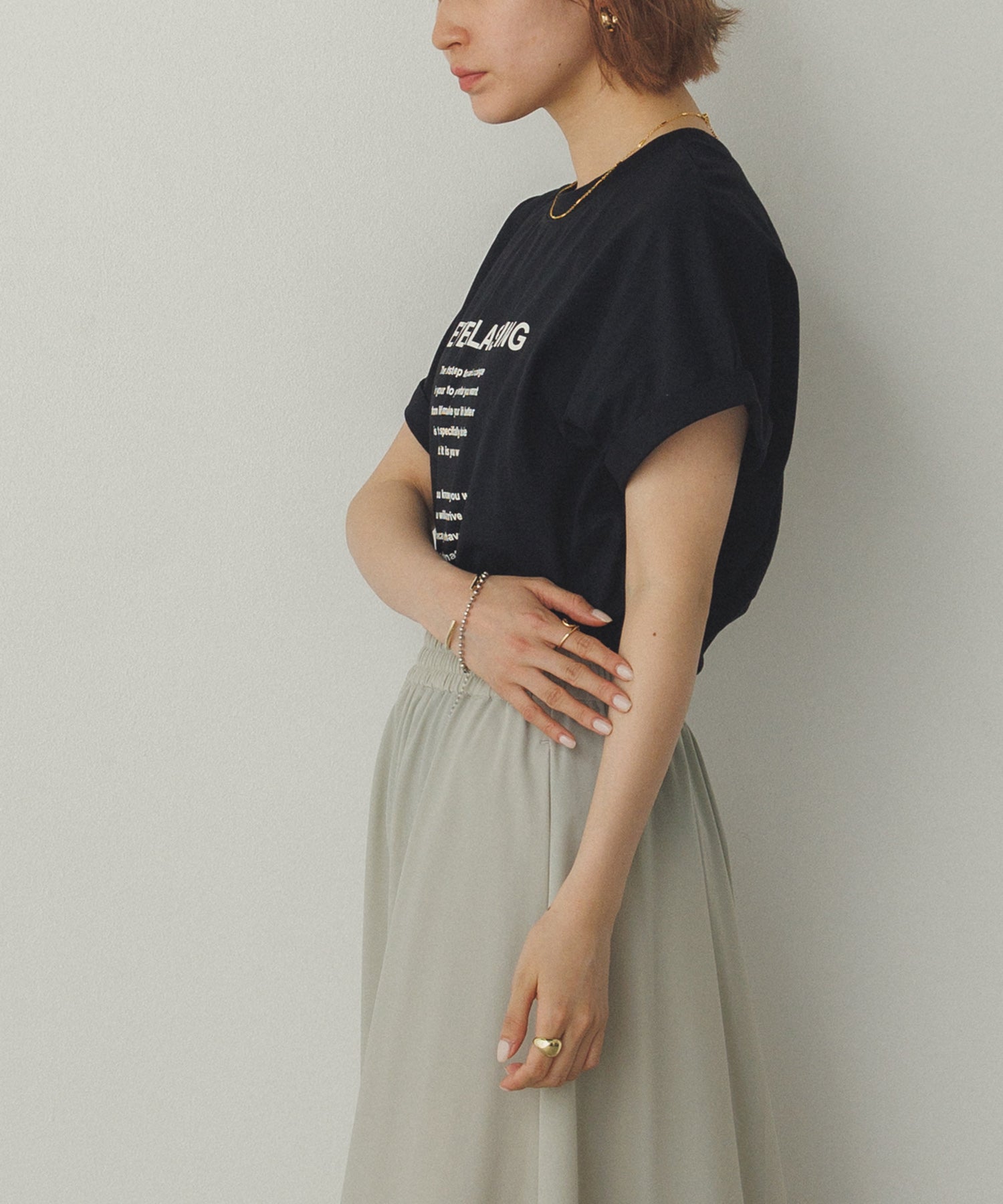 前後2WAY ロゴプリントTシャツ