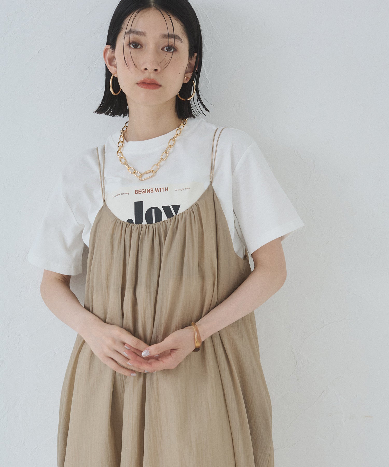 半袖 ロゴプリントTシャツ