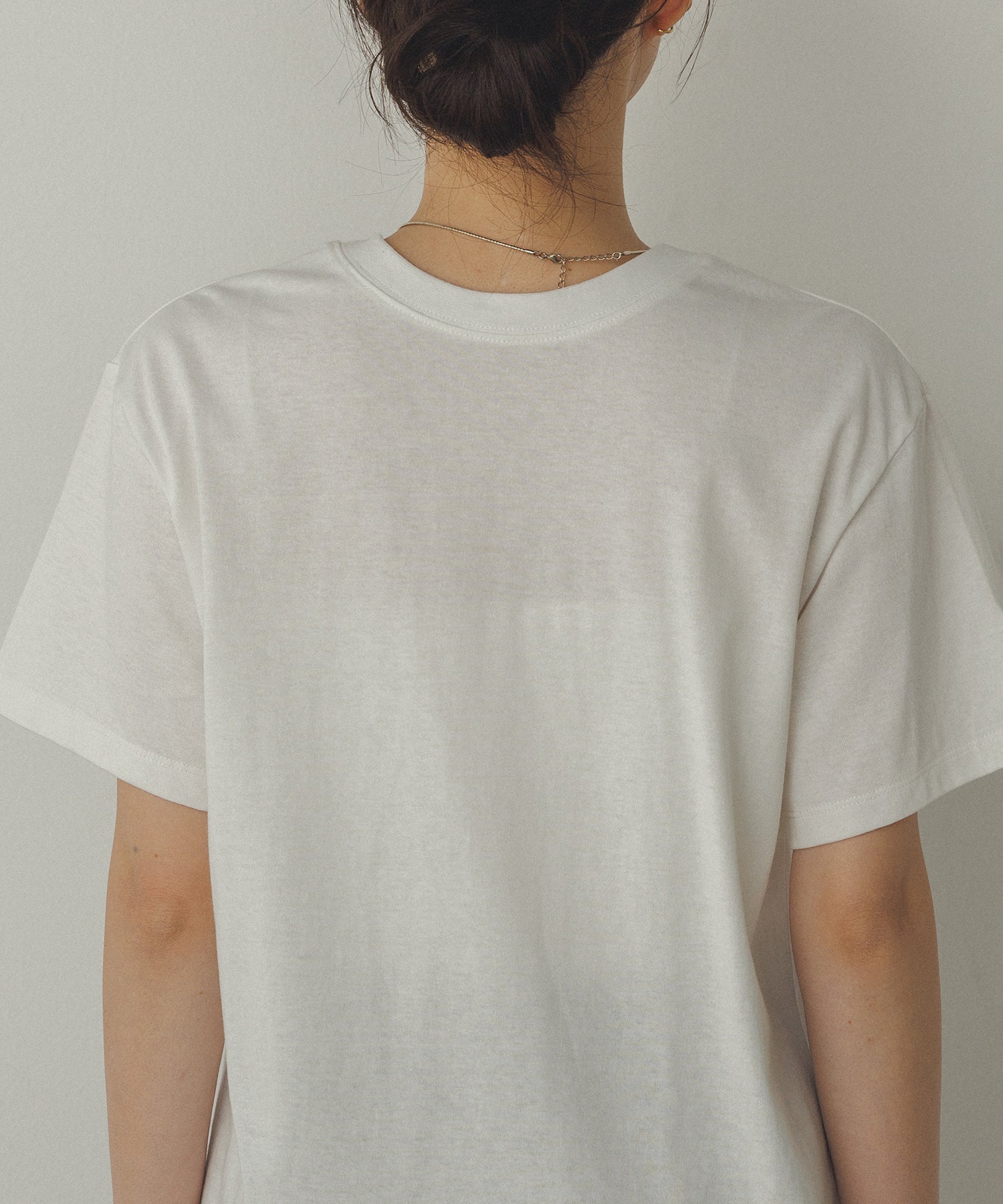 半袖 ロゴプリントTシャツ