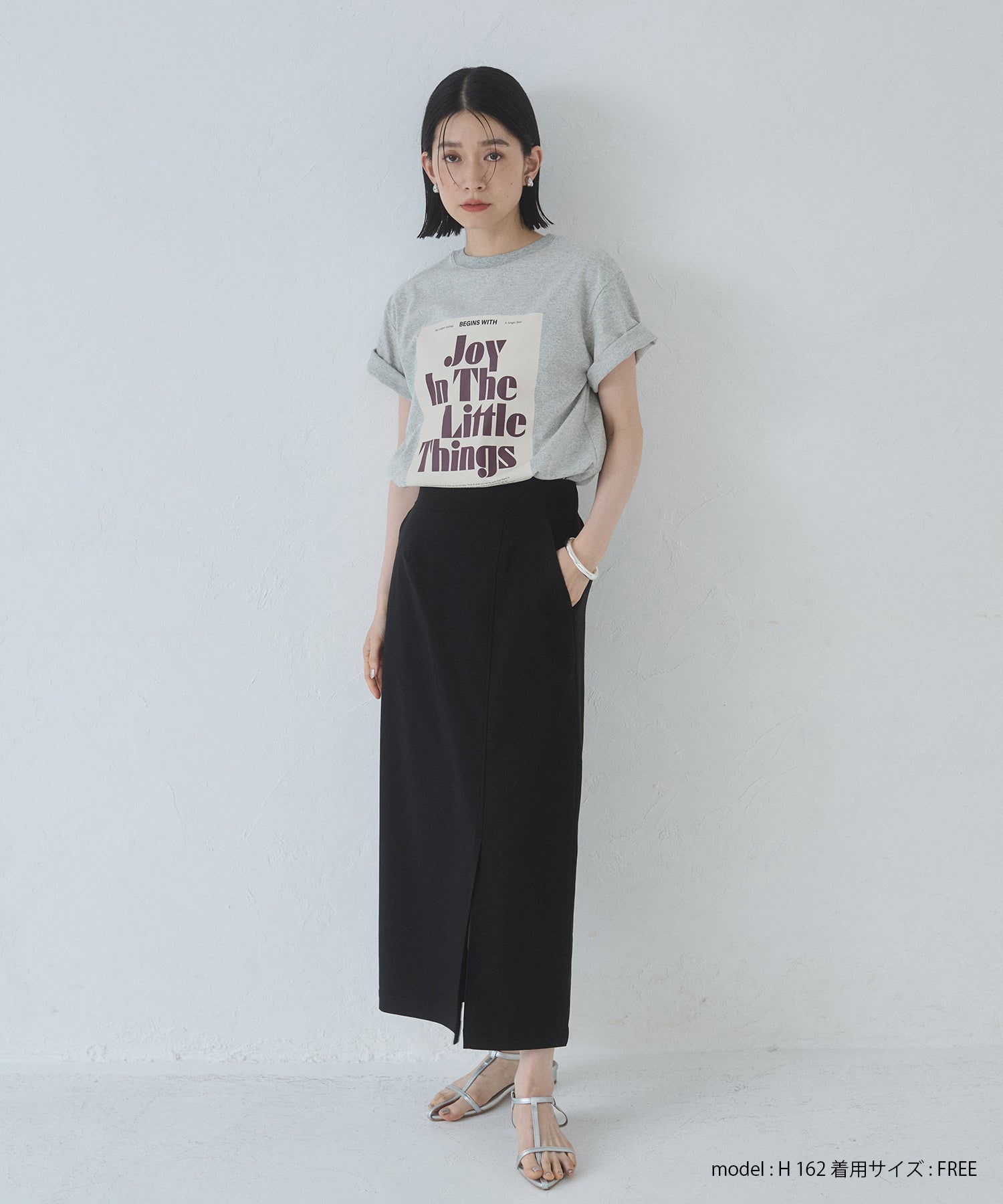 半袖 ロゴプリントTシャツ