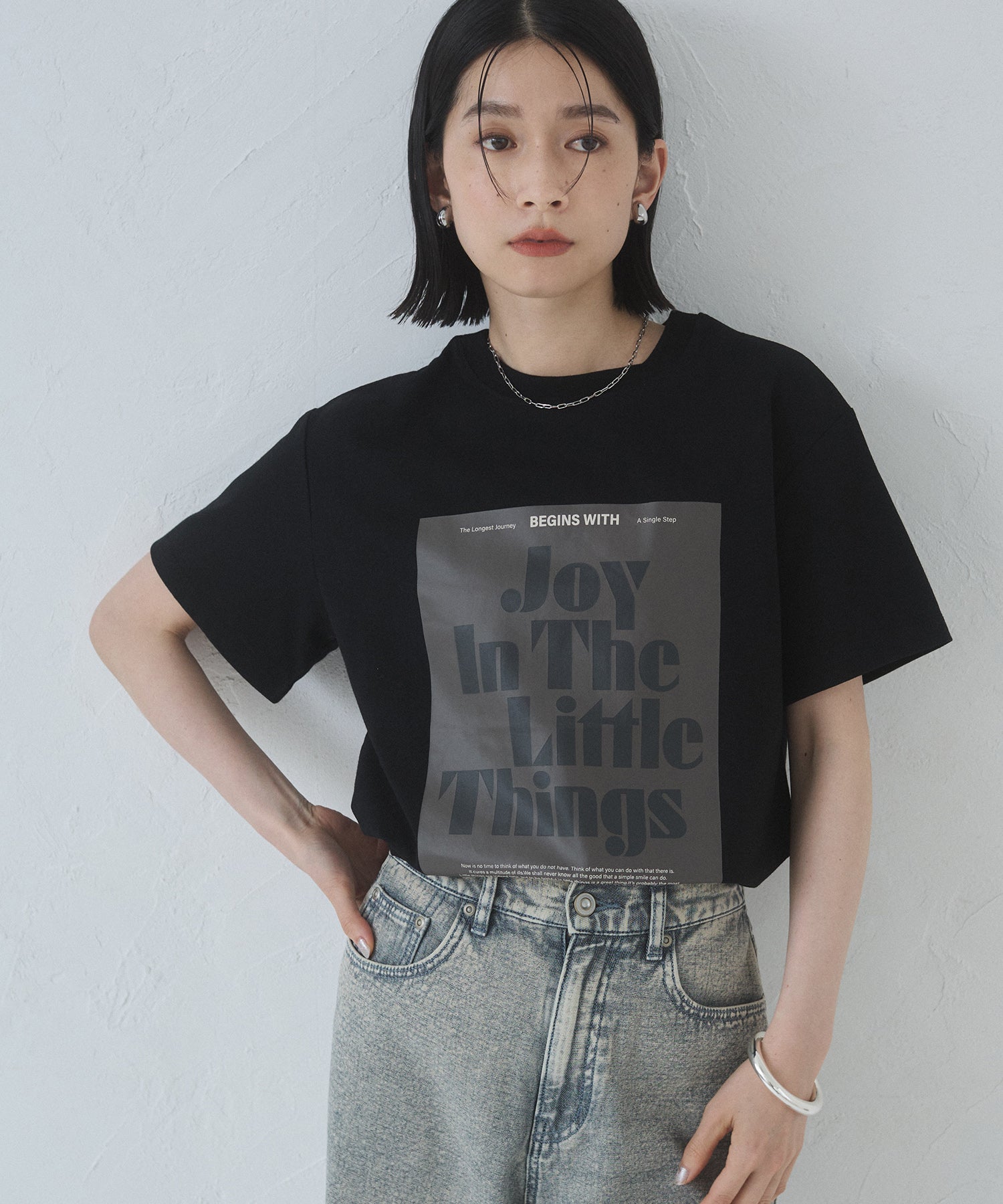 半袖 ロゴプリントTシャツ