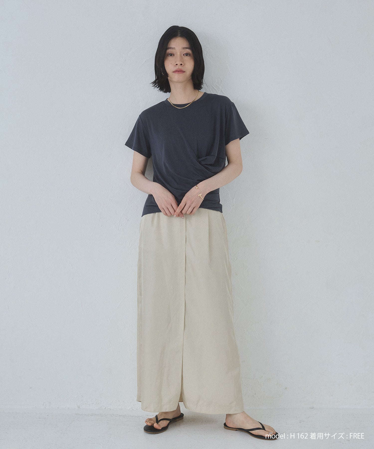 ドレープ デザイントップス