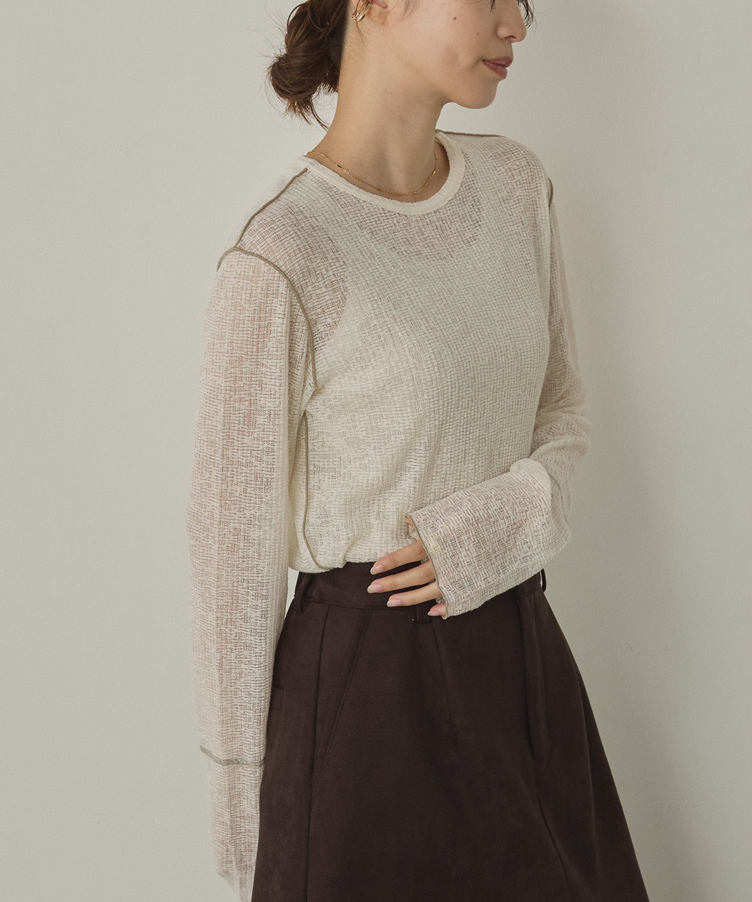 BICOLOR MELLOW SHEER TOPS