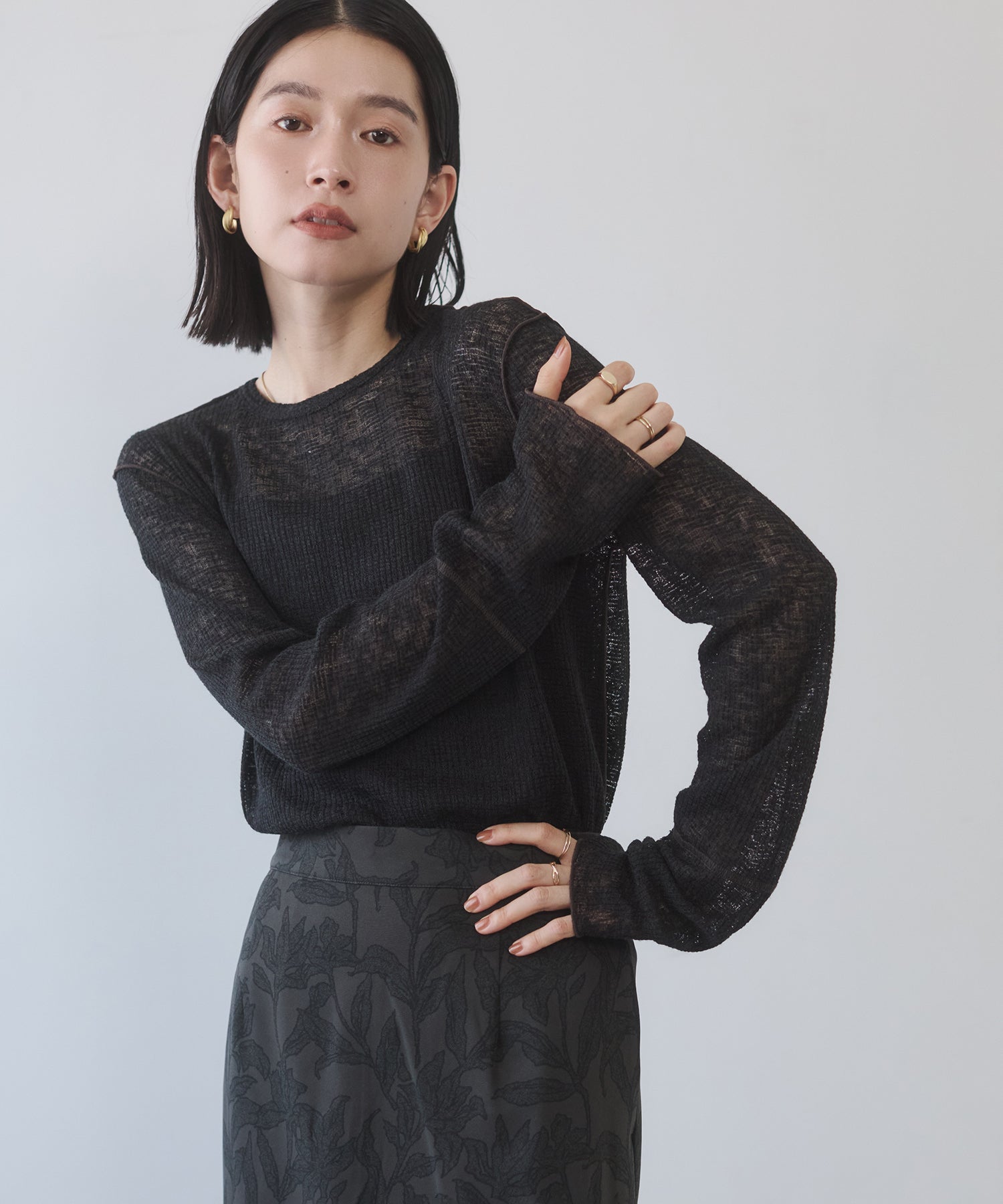 BICOLOR MELLOW SHEER TOPS