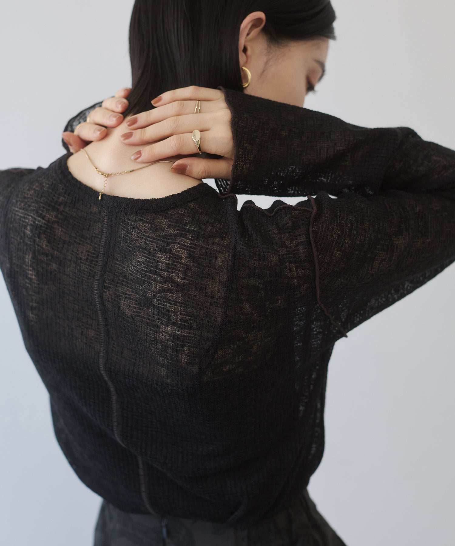 BICOLOR MELLOW SHEER TOPS